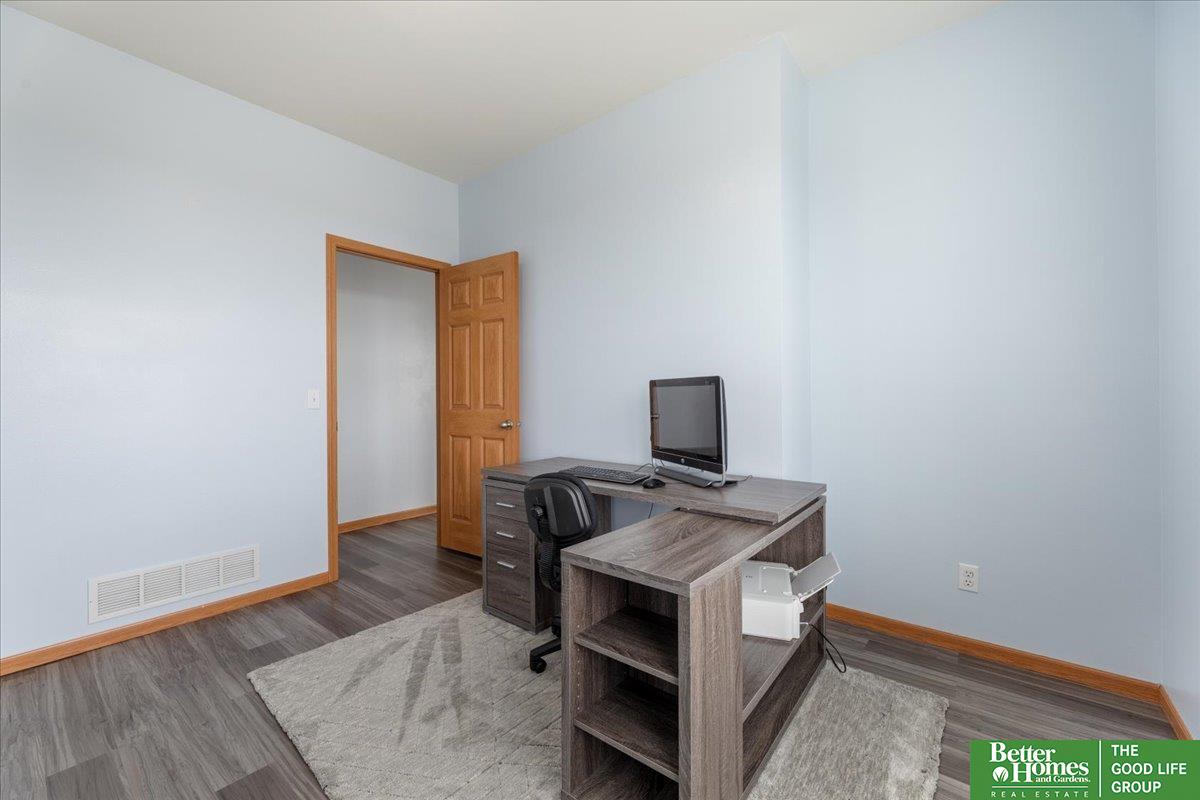 2304 Ridgeview Drive