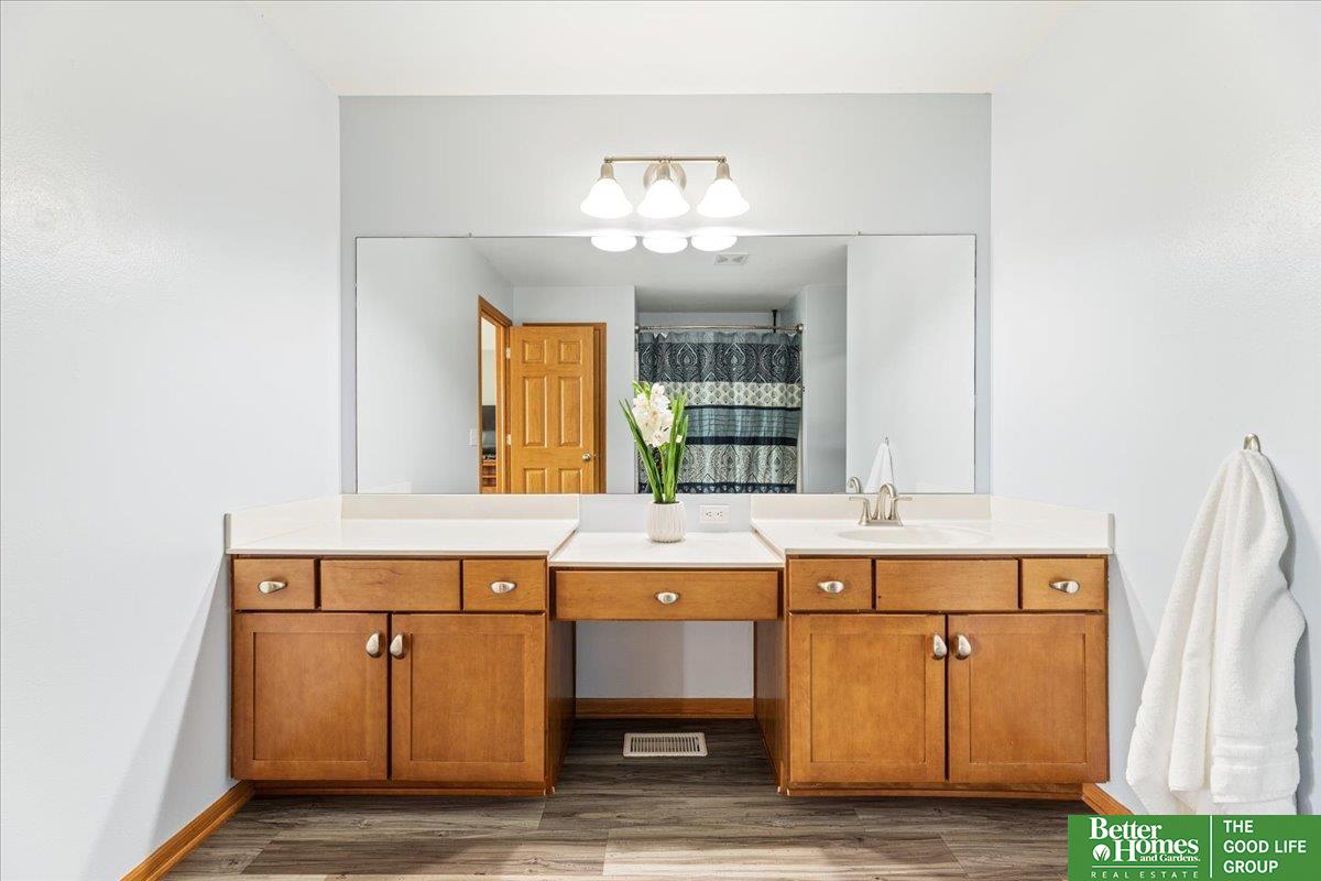 2304 Ridgeview Drive