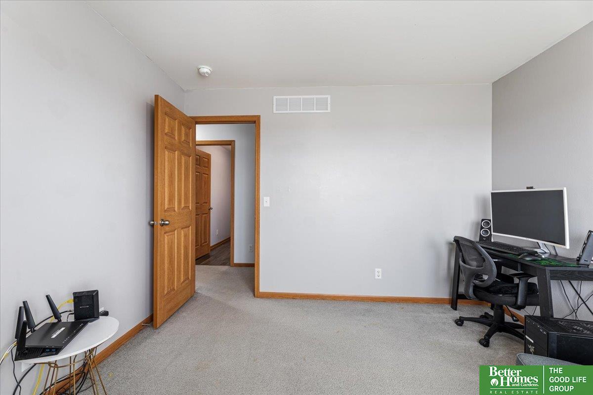 2304 Ridgeview Drive