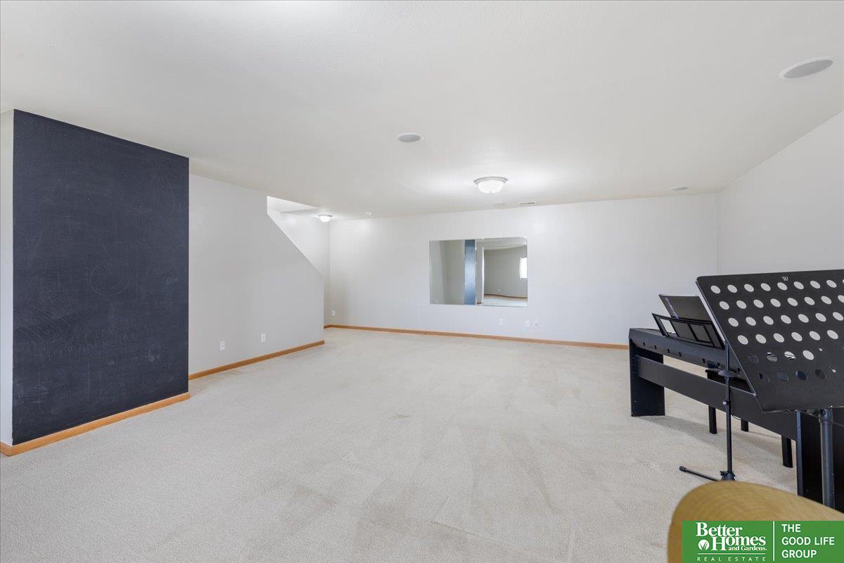 2304 Ridgeview Drive