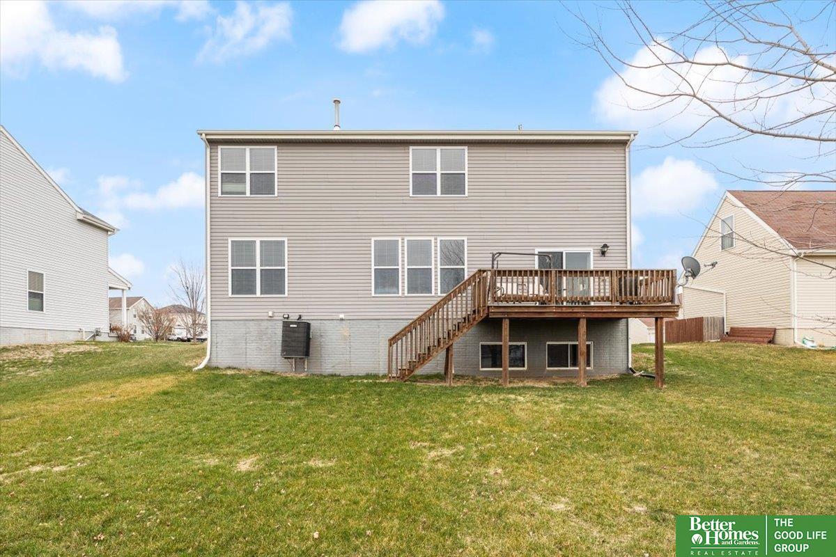 2304 Ridgeview Drive