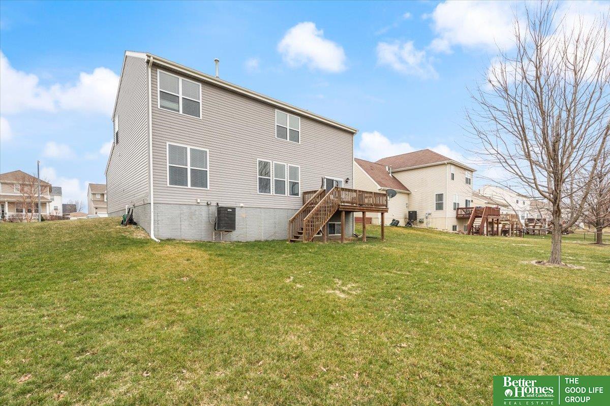 2304 Ridgeview Drive
