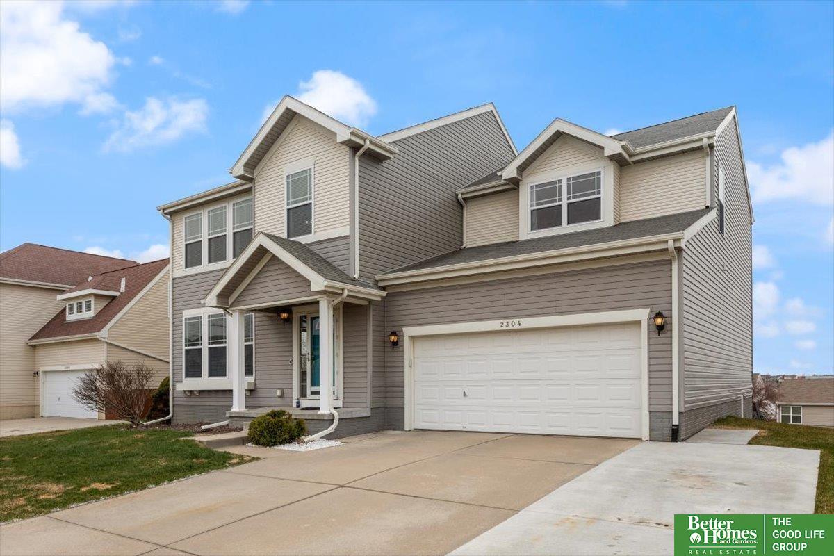 2304 Ridgeview Drive