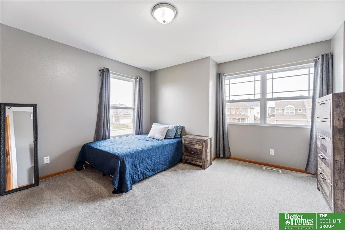 2304 Ridgeview Drive
