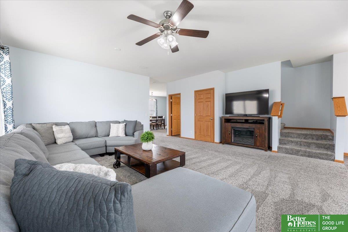 2304 Ridgeview Drive