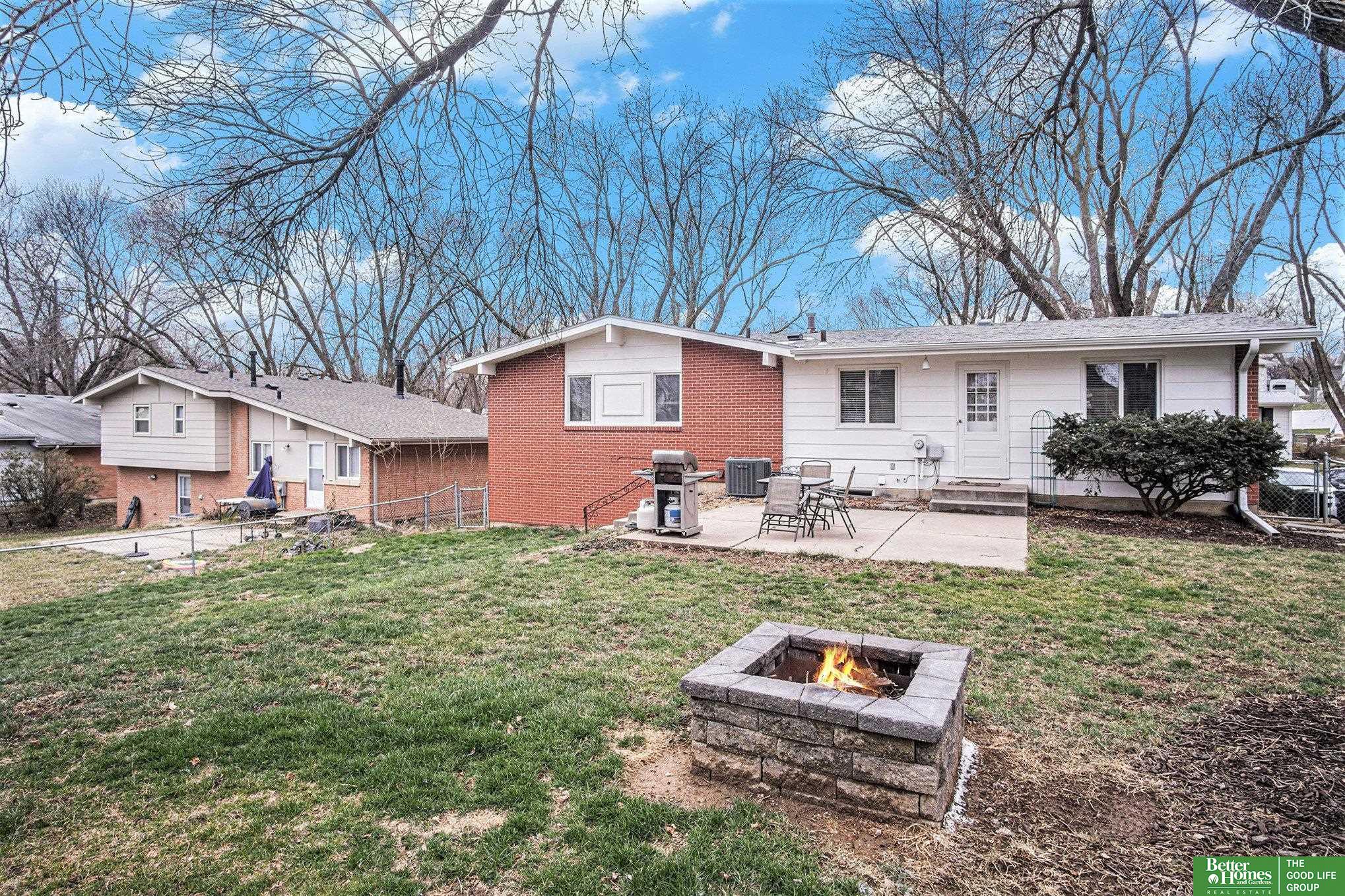 3831 N 100th Avenue