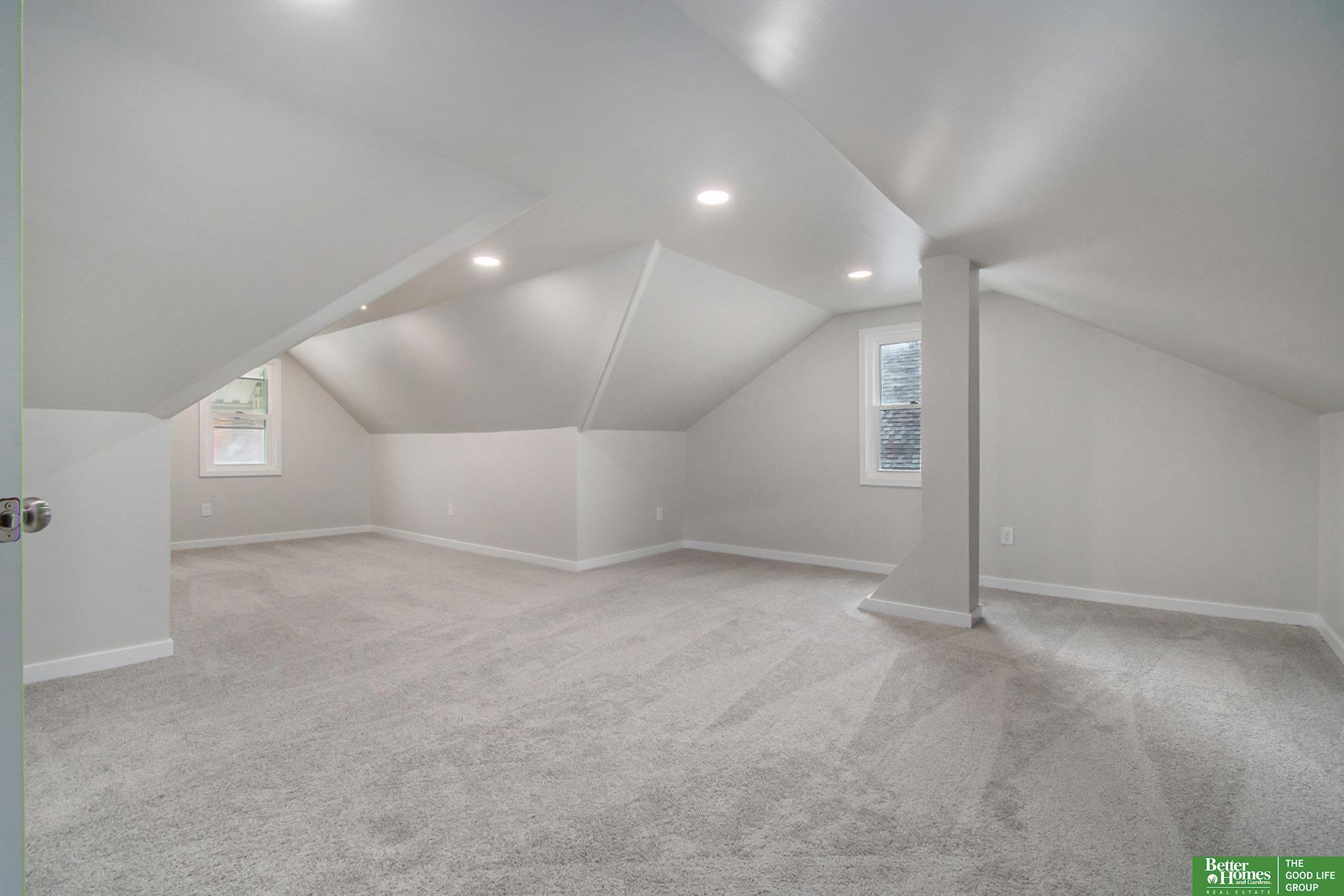 3958 Hillsdale Avenue