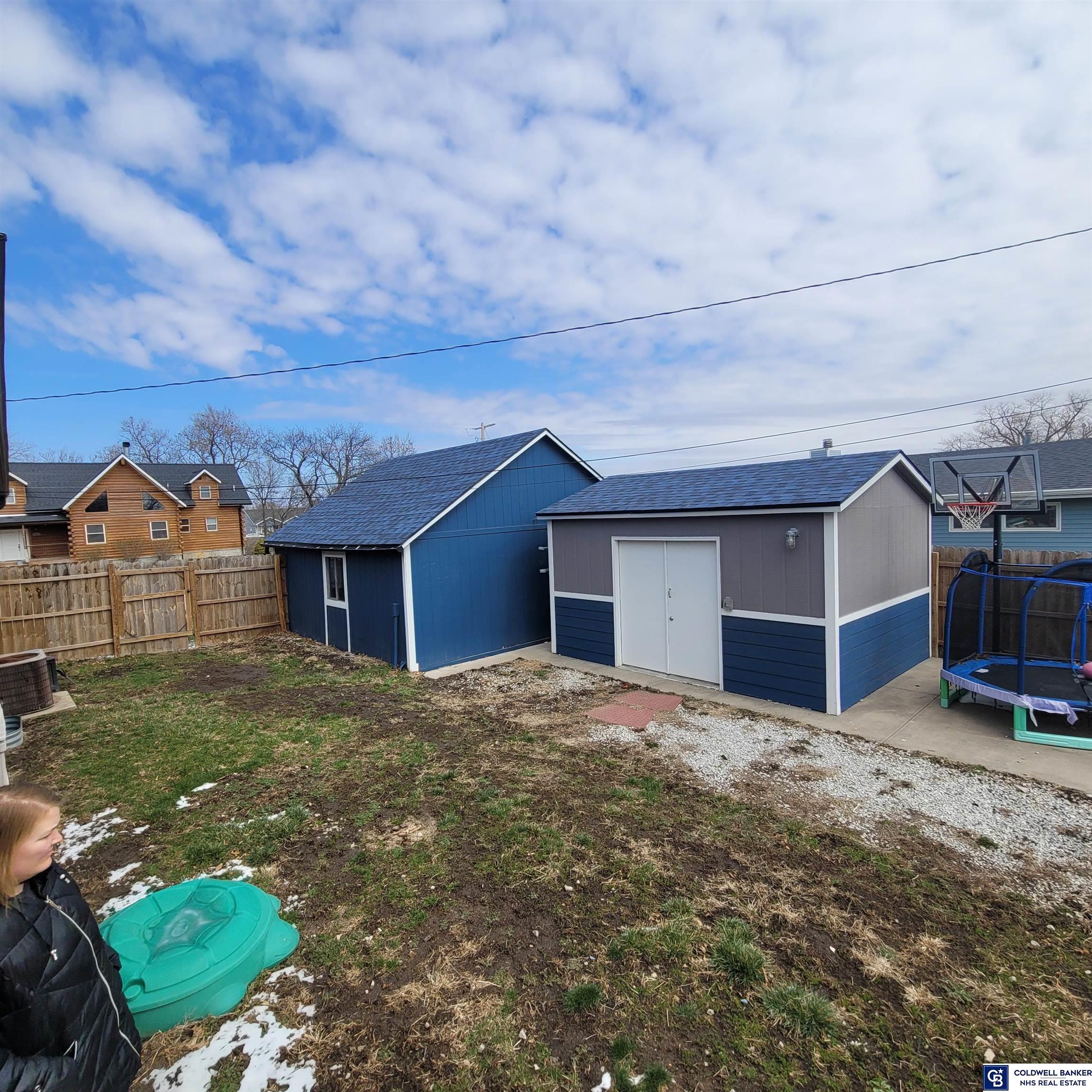 1824 N East Avenue