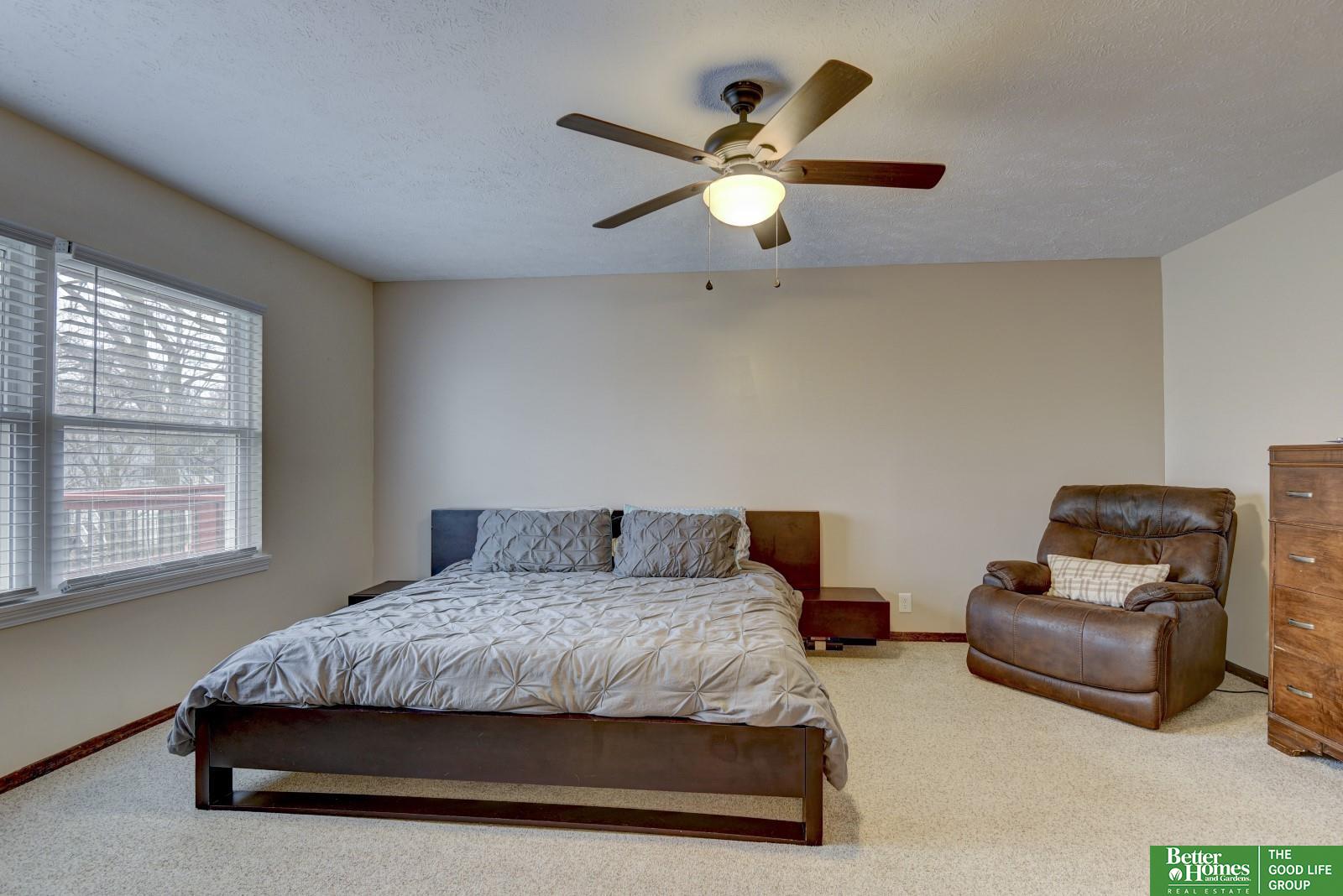 3735 Lawnwood Drive