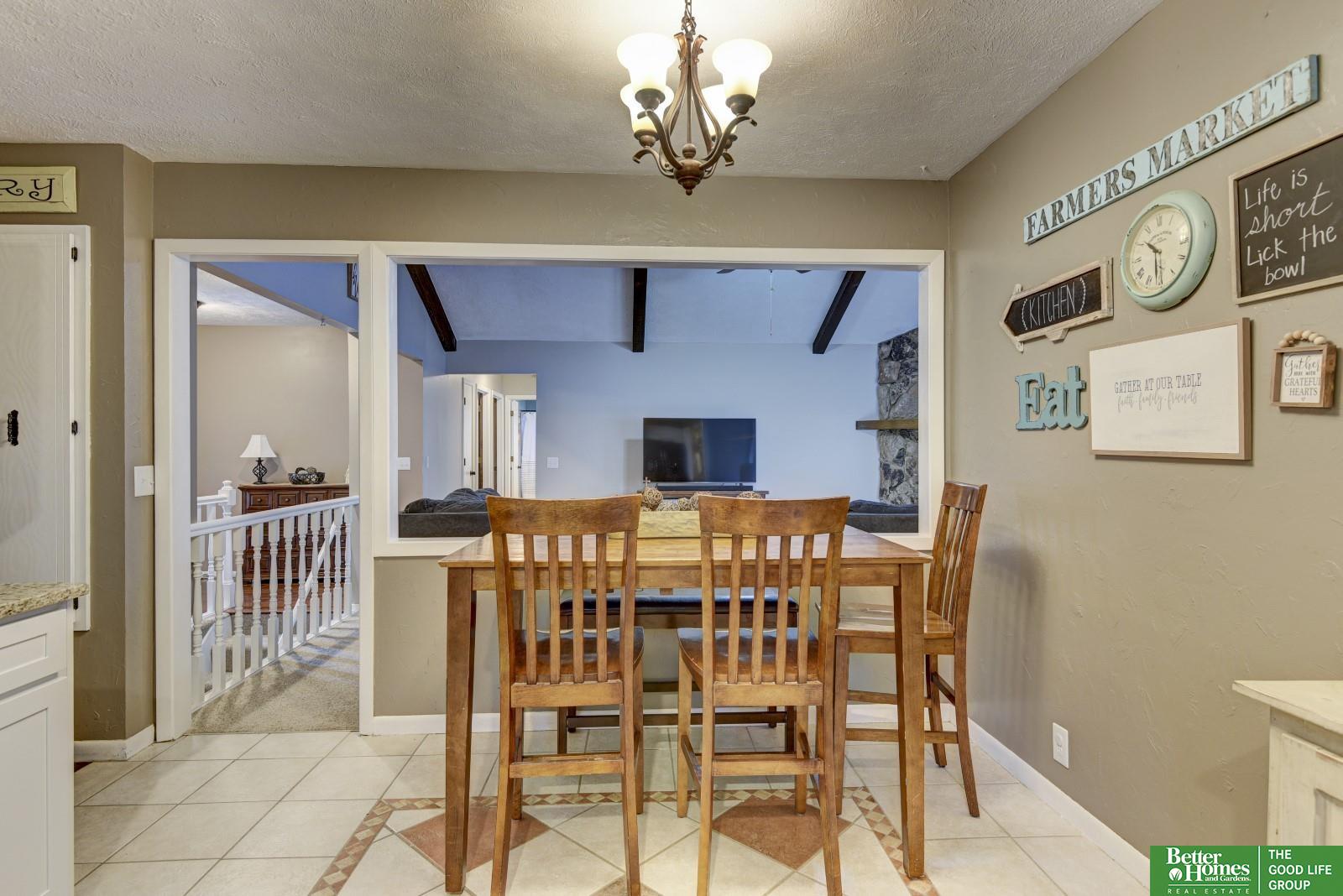 3735 Lawnwood Drive
