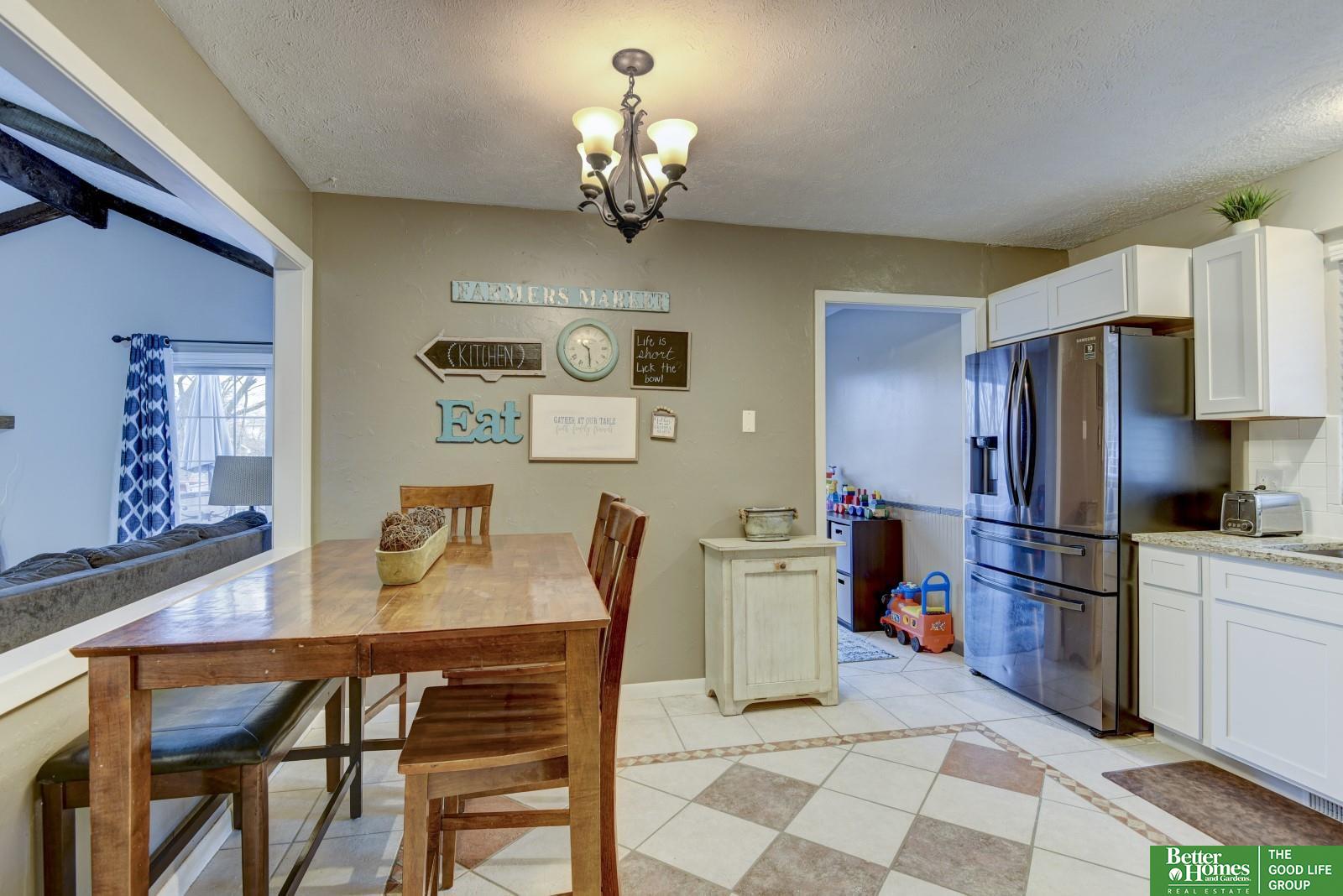3735 Lawnwood Drive