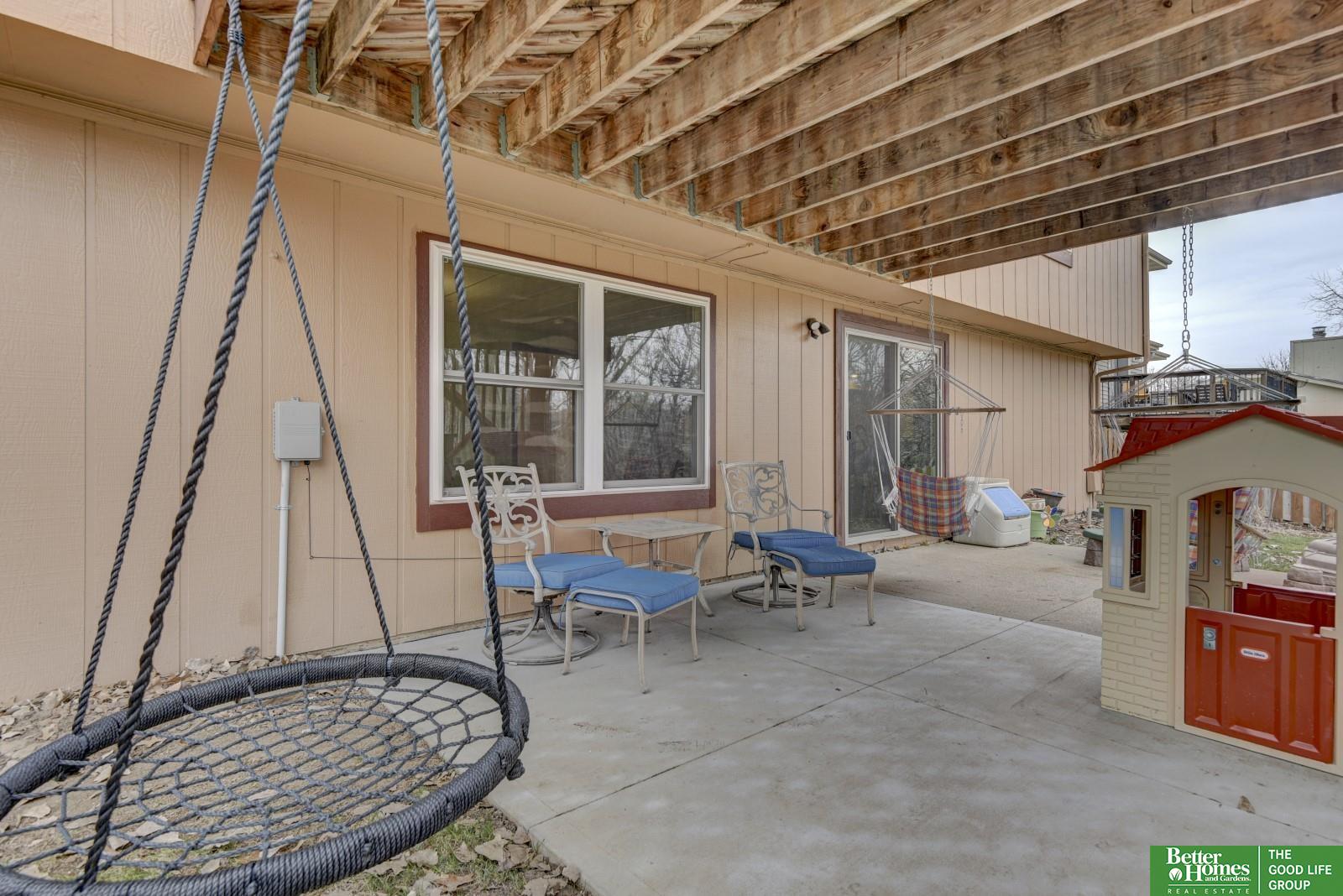 3735 Lawnwood Drive