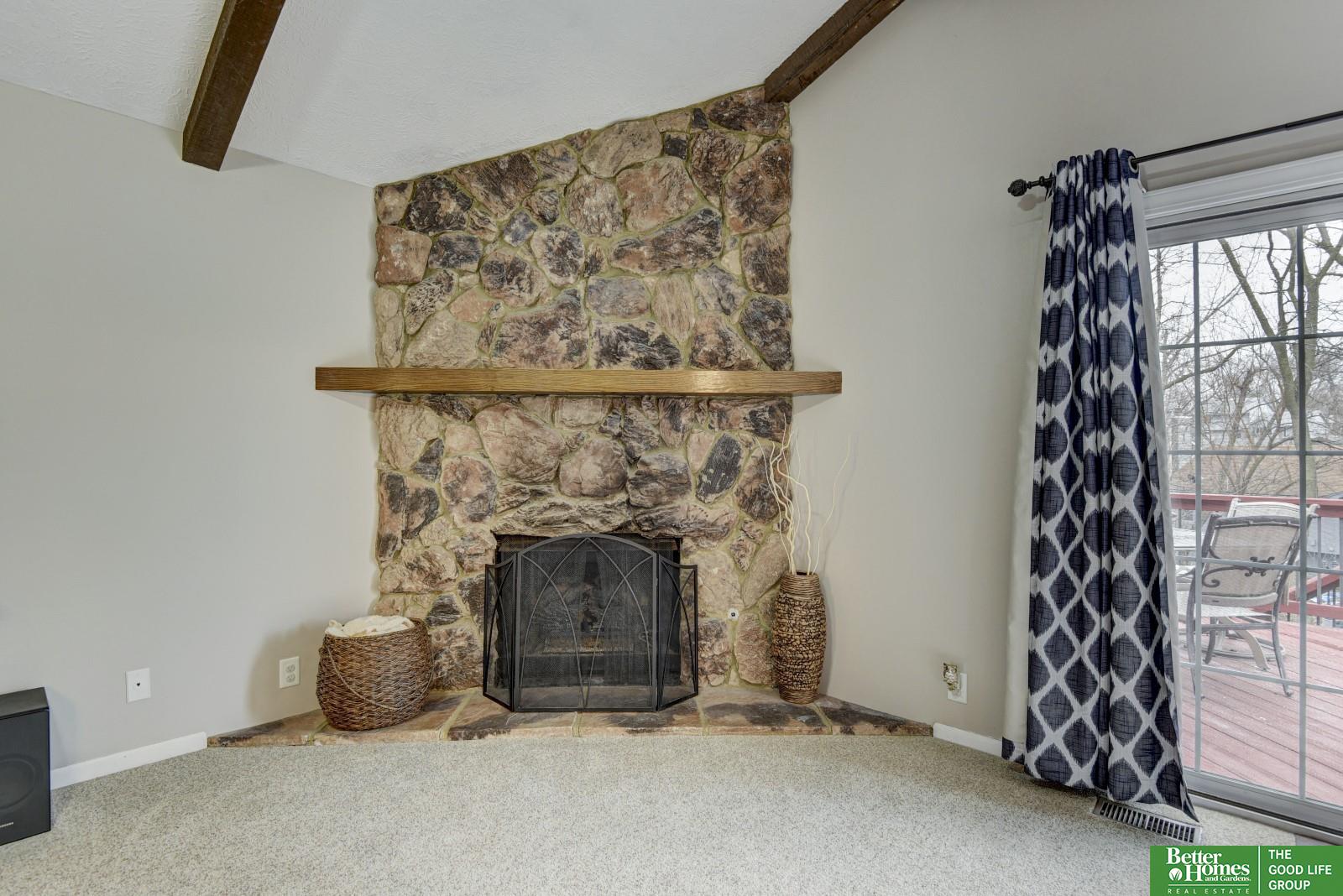 3735 Lawnwood Drive