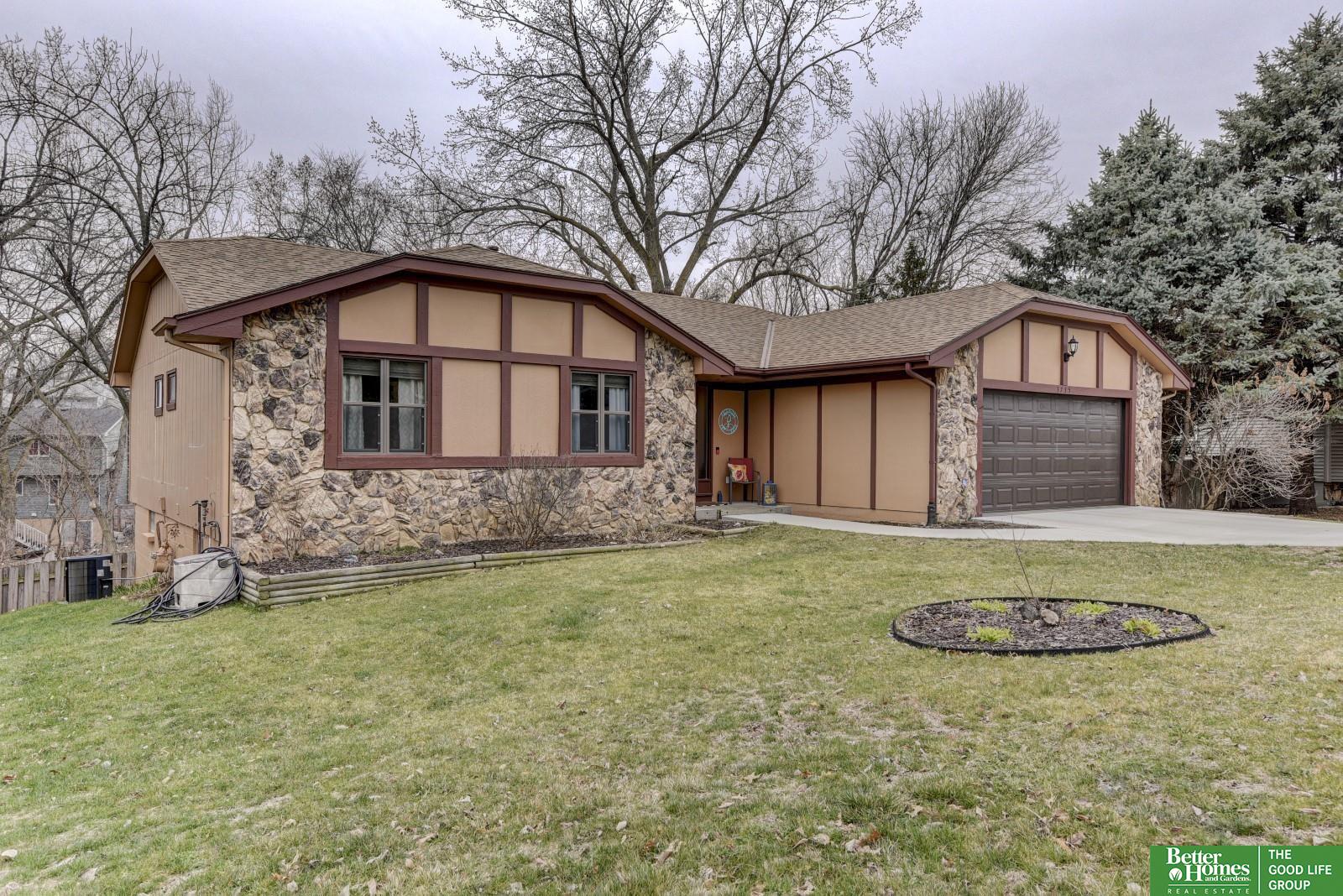3735 Lawnwood Drive