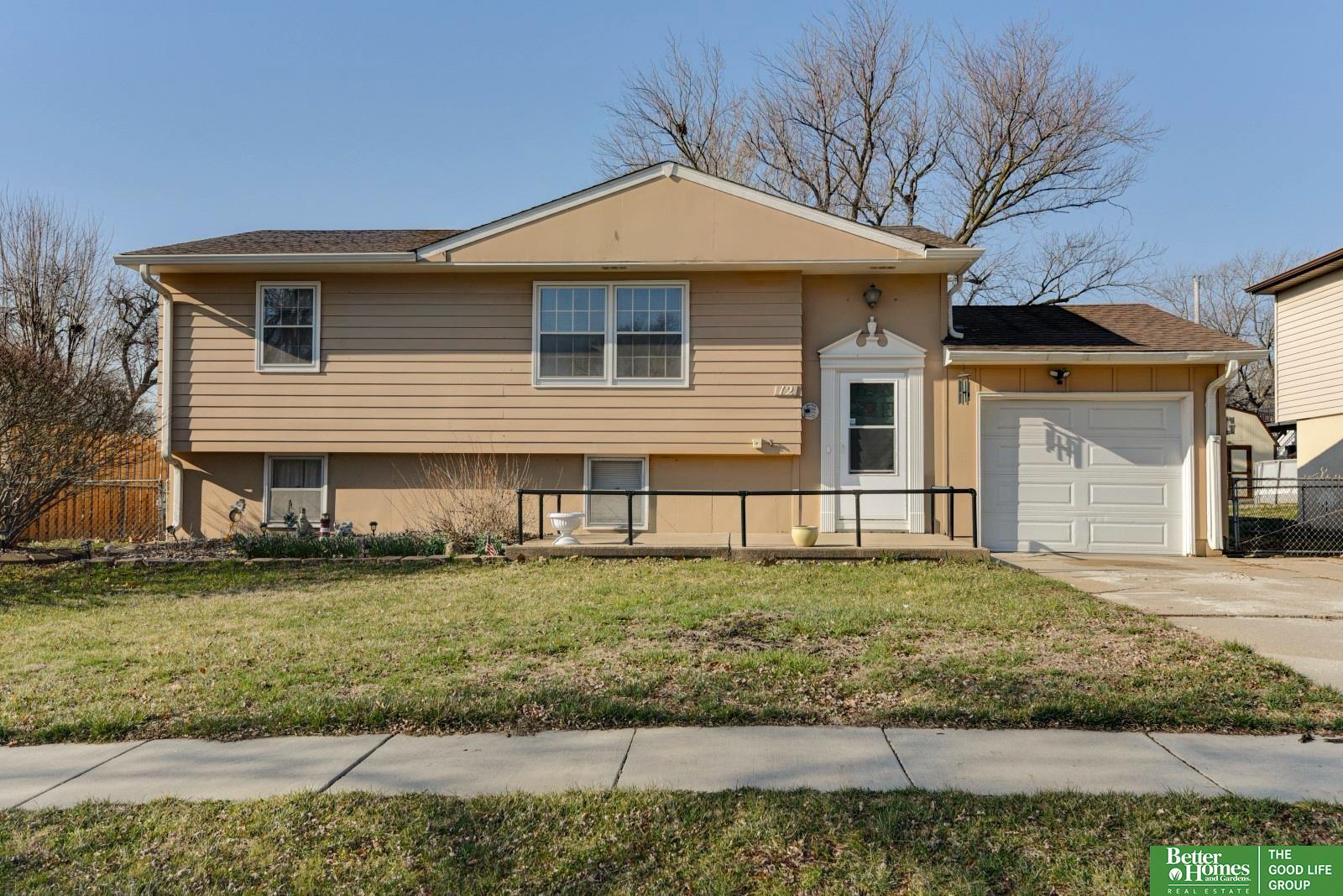 12 Wenwood Circle