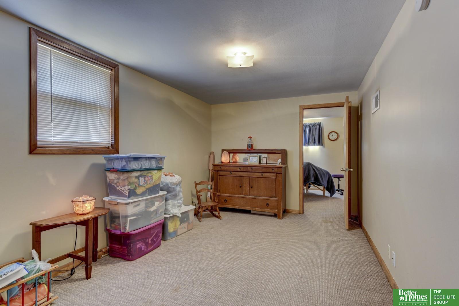 12 Wenwood Circle