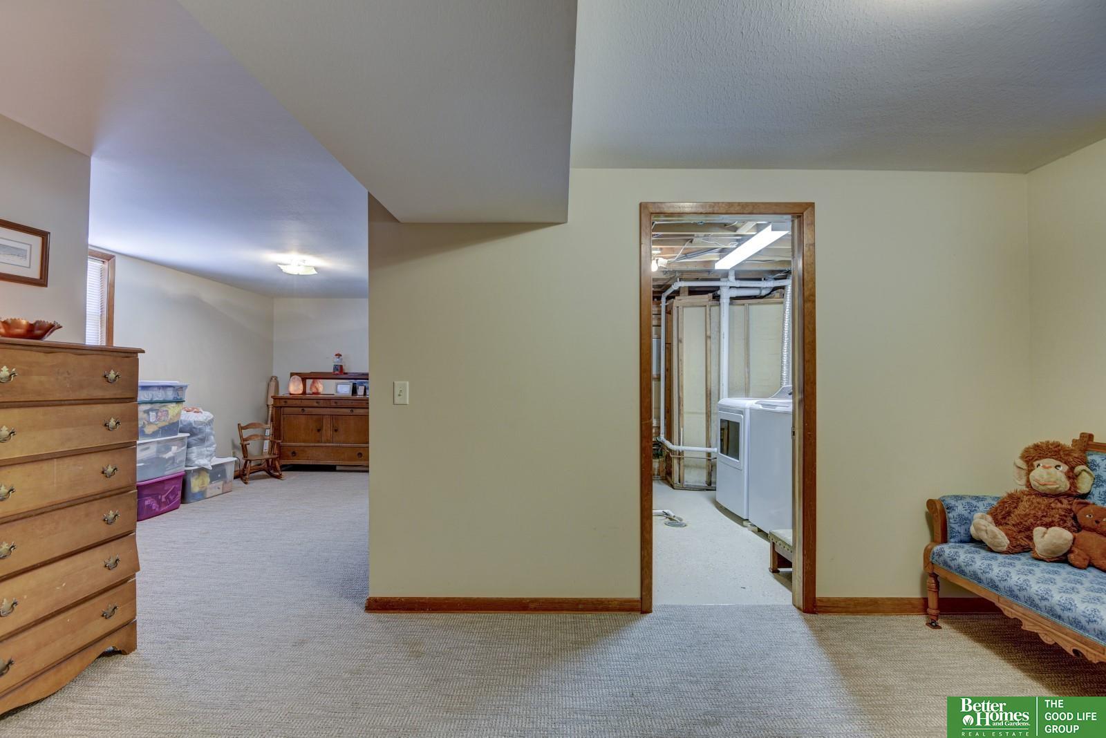 12 Wenwood Circle