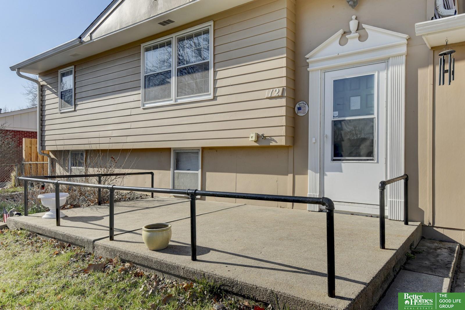12 Wenwood Circle