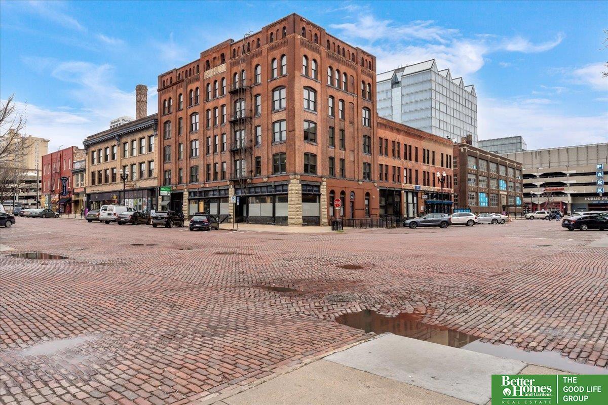 1208 Howard Street # 4