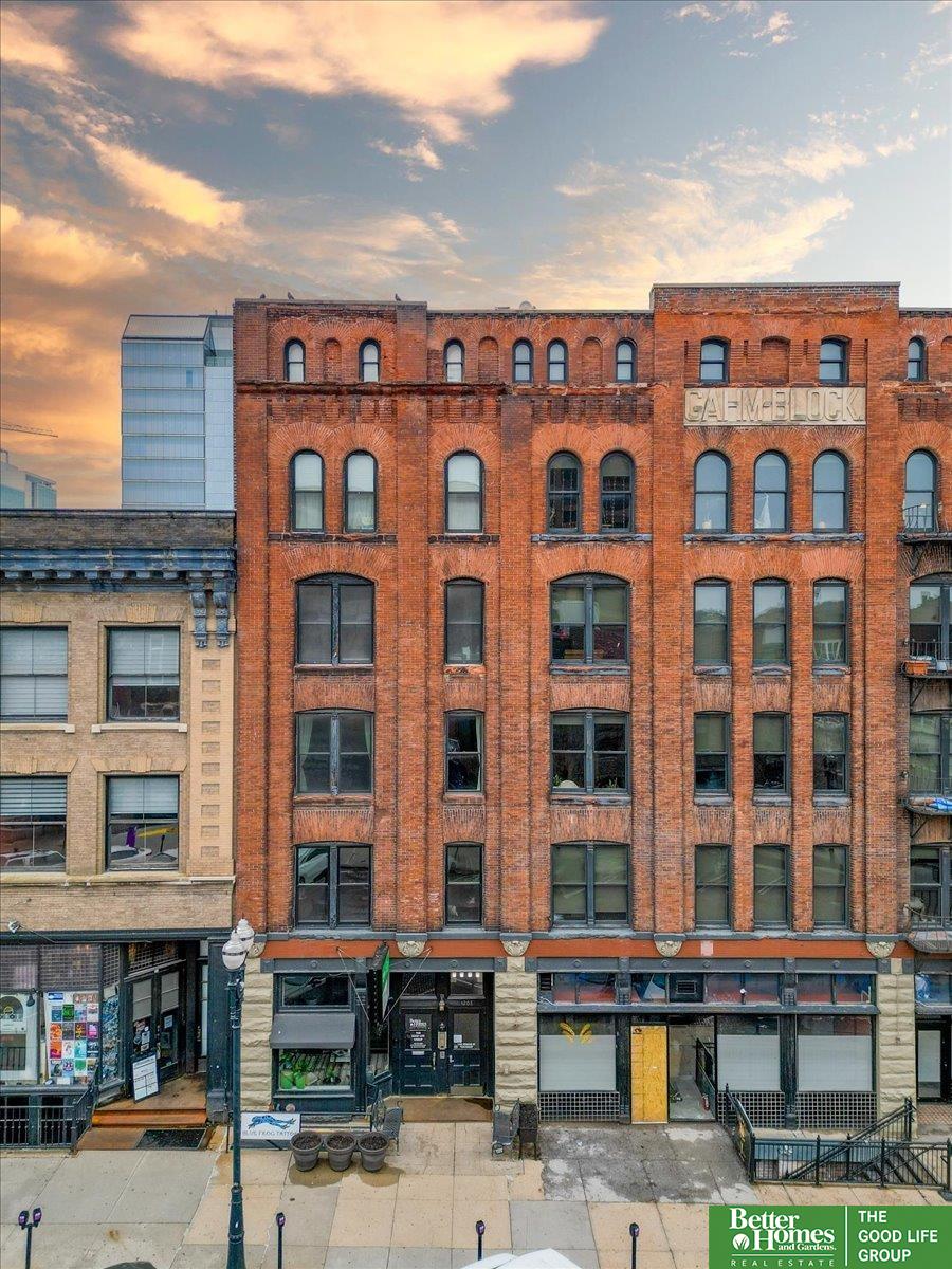 1208 Howard Street # 4