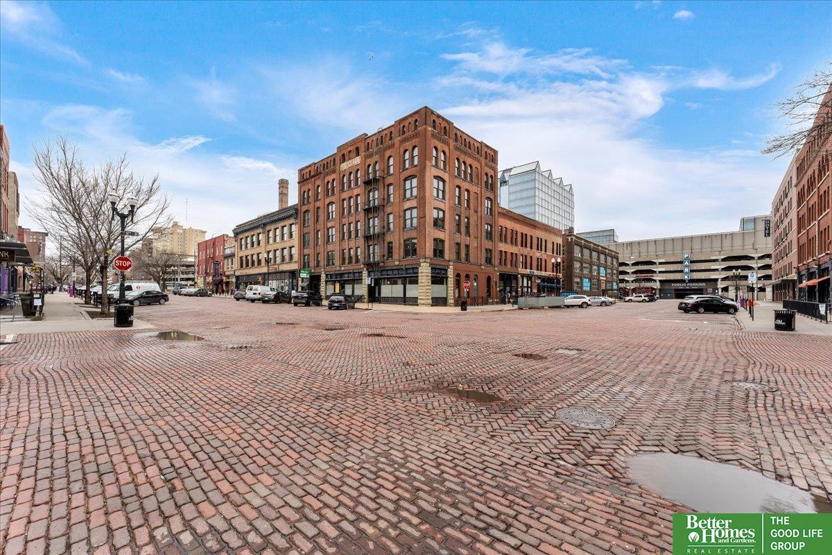 1208 Howard Street # 4