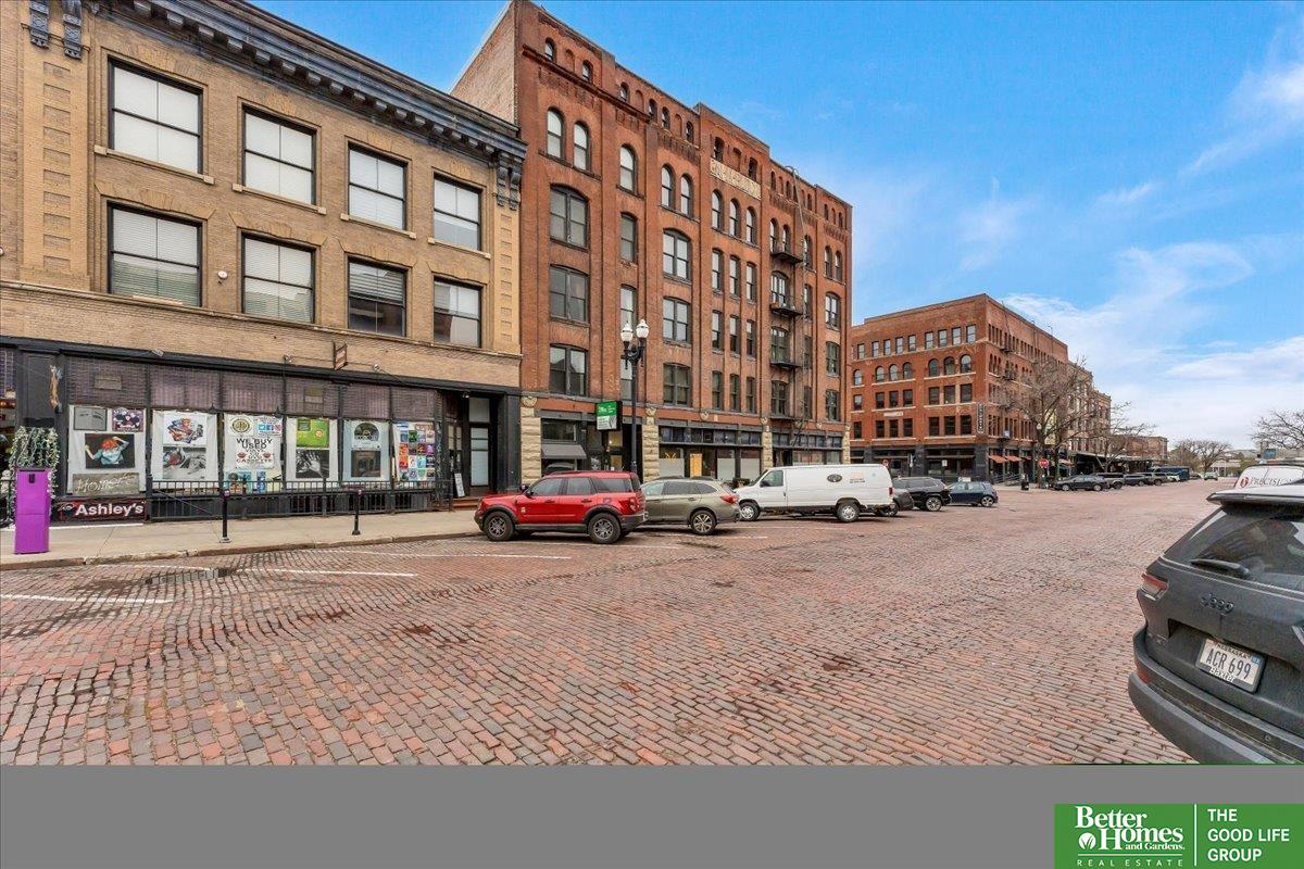 1208 Howard Street # 4