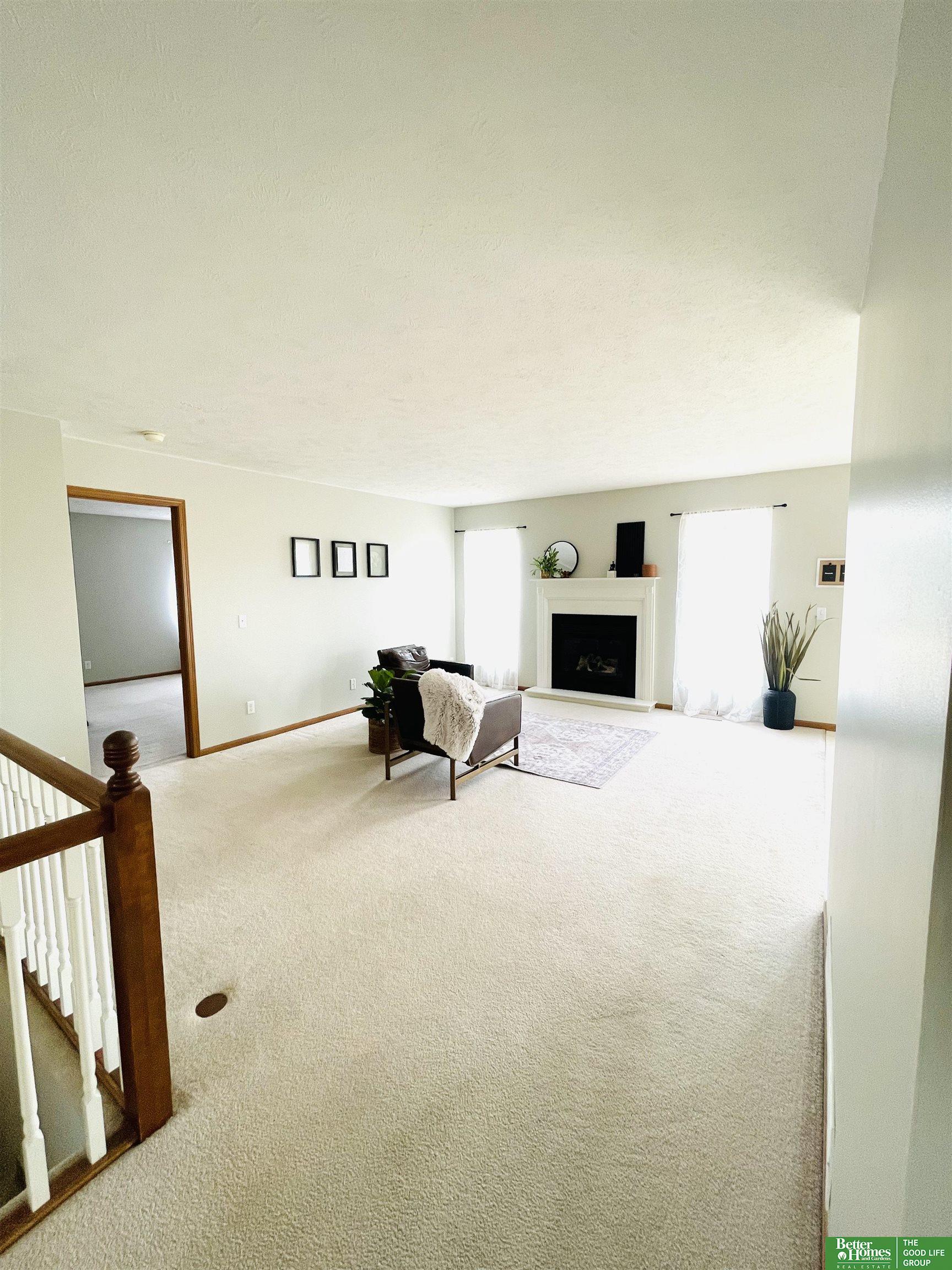 5803 S 157th Street