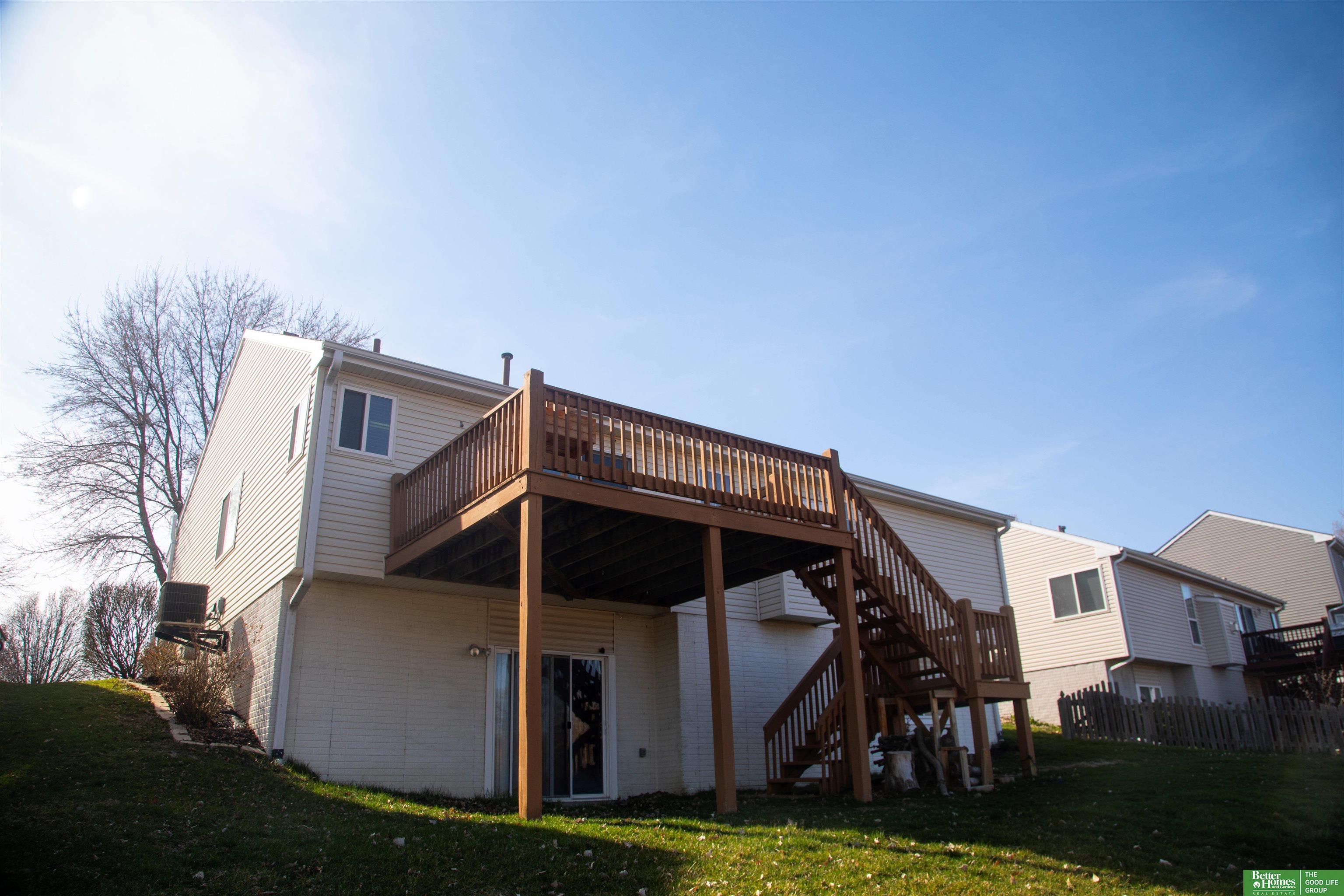 5803 S 157th Street
