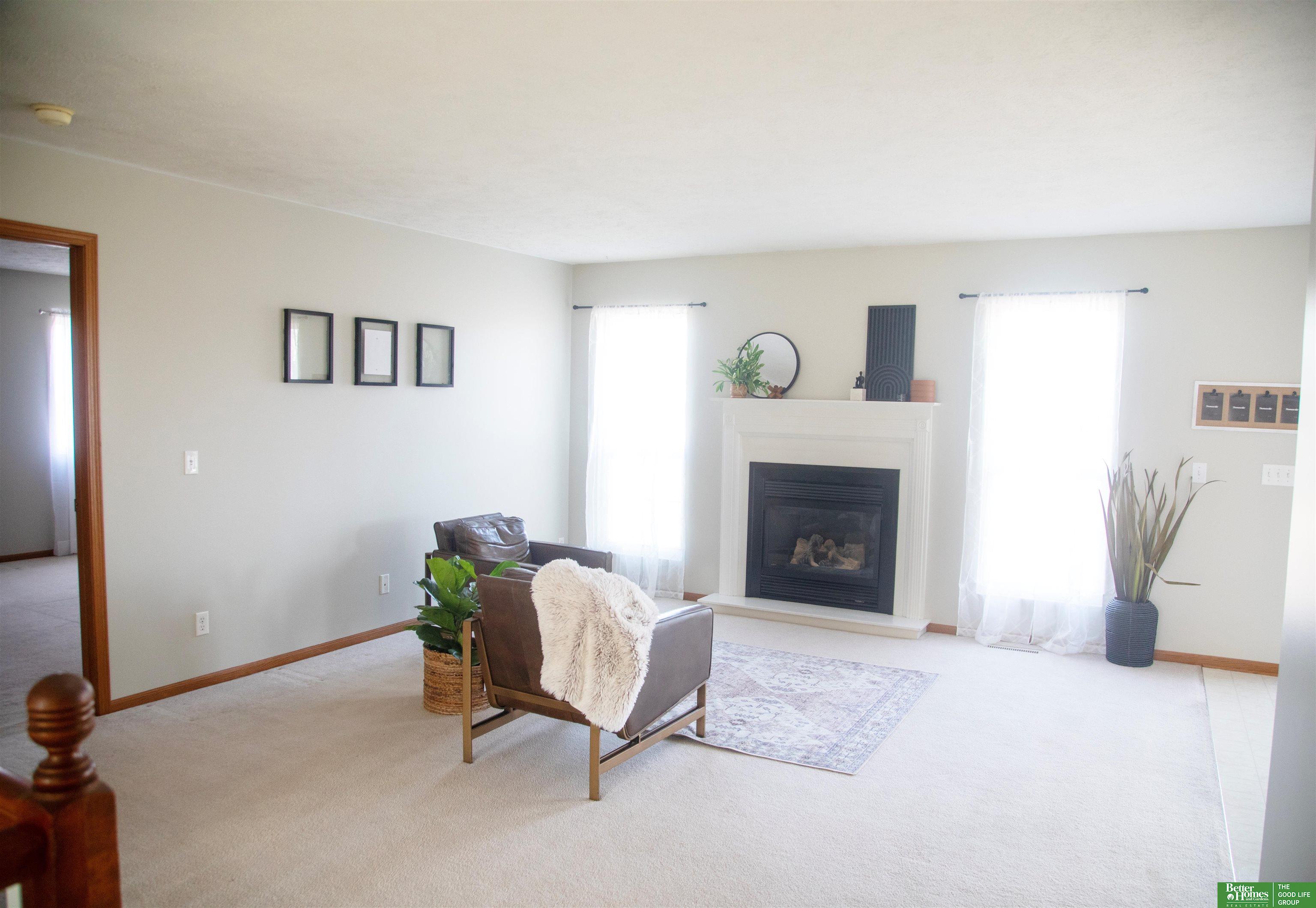 5803 S 157th Street