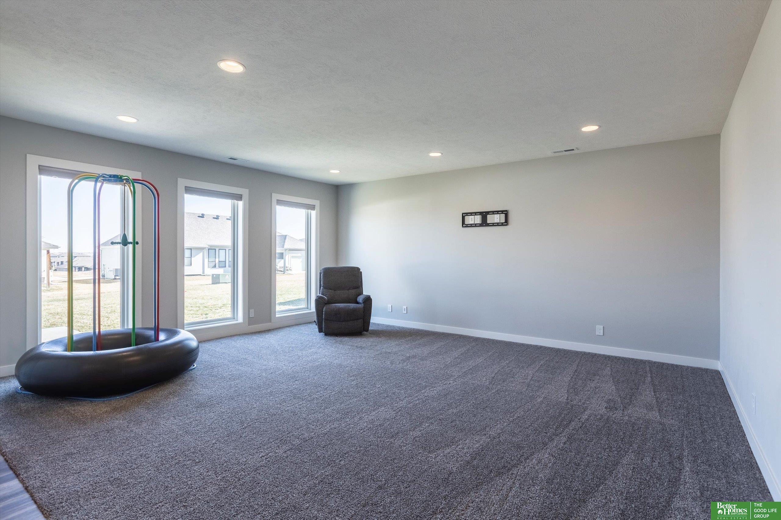 12703 S 78th Street