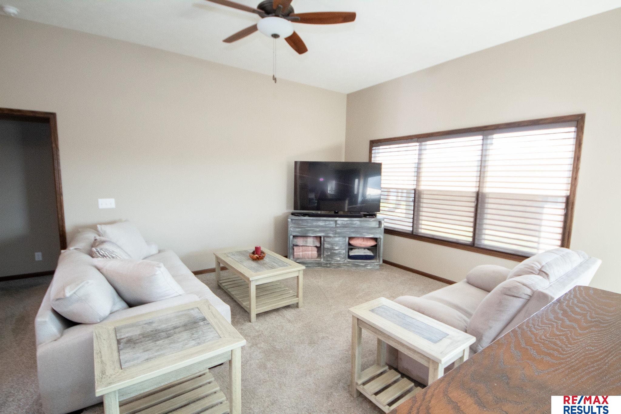 121 Broken Arrow Circle