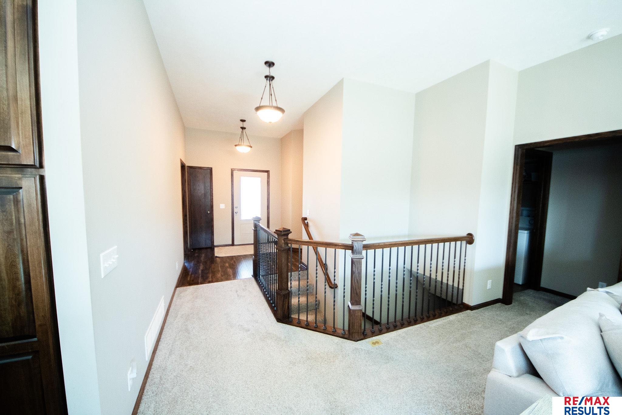 121 Broken Arrow Circle