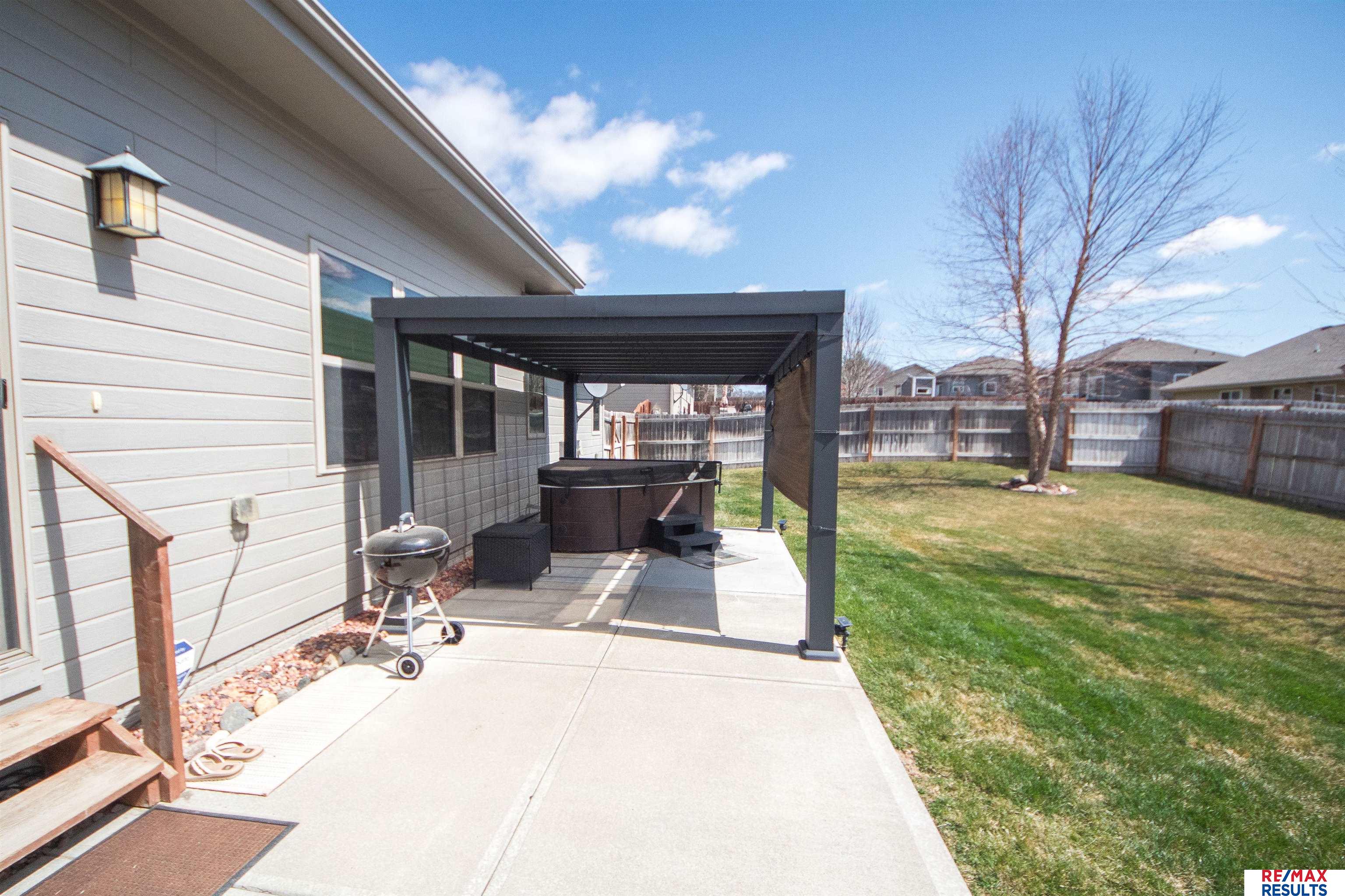 121 Broken Arrow Circle