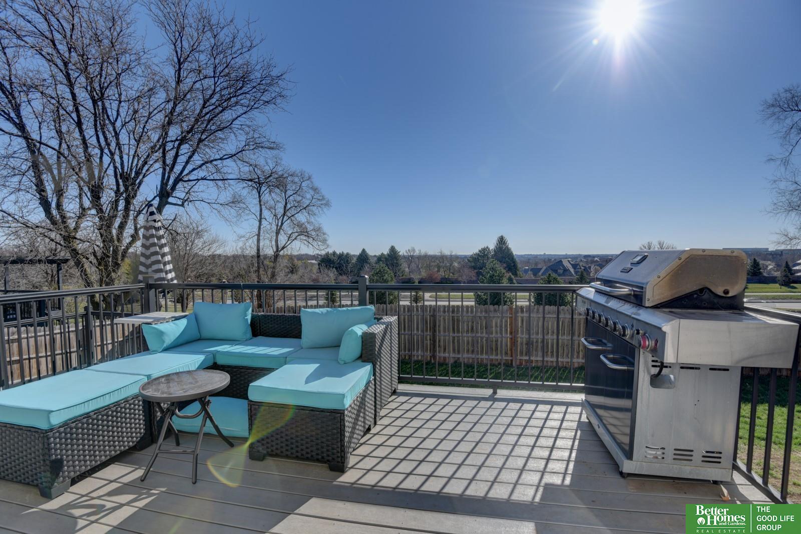 1205 N 145 Plaza