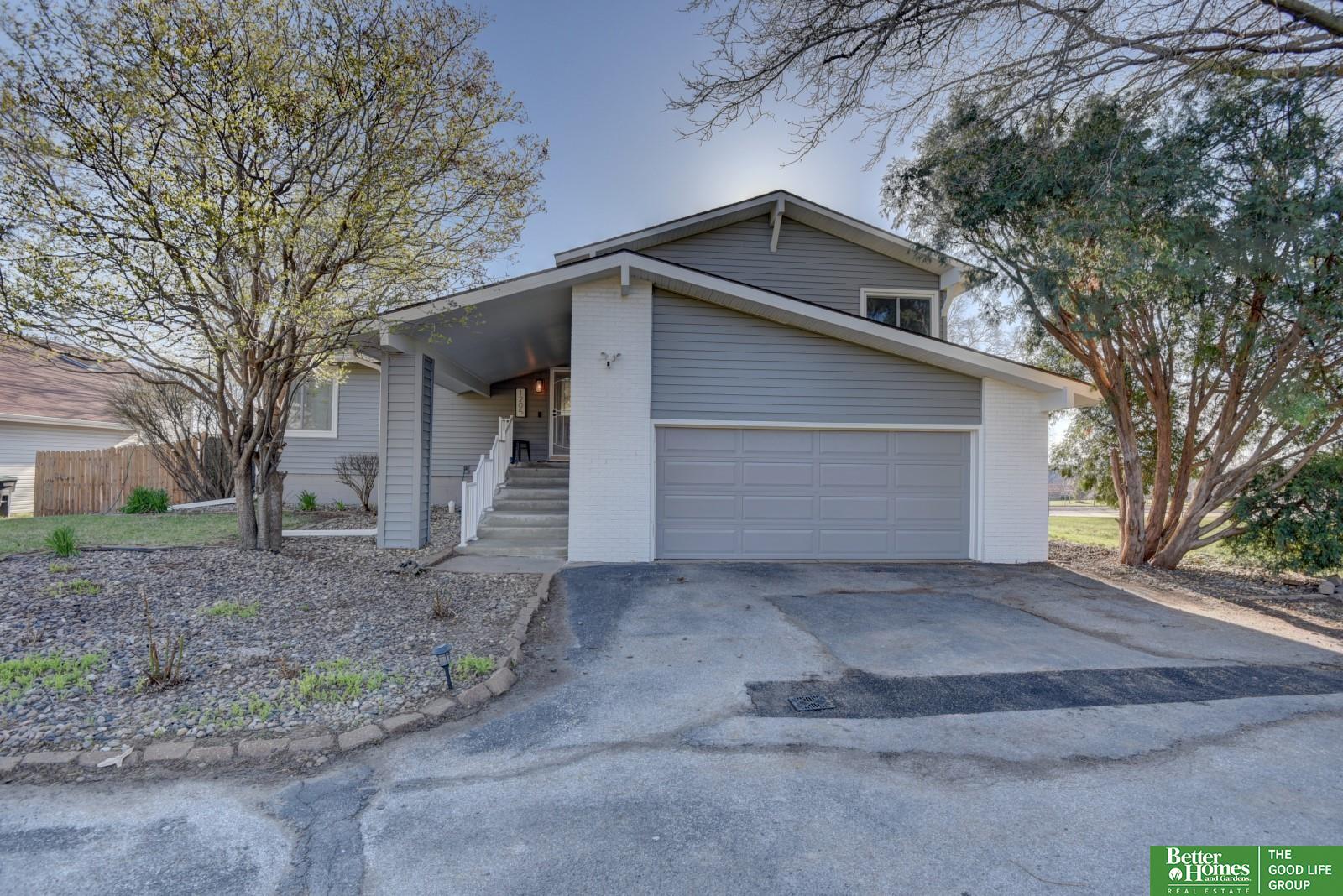 1205 N 145 Plaza