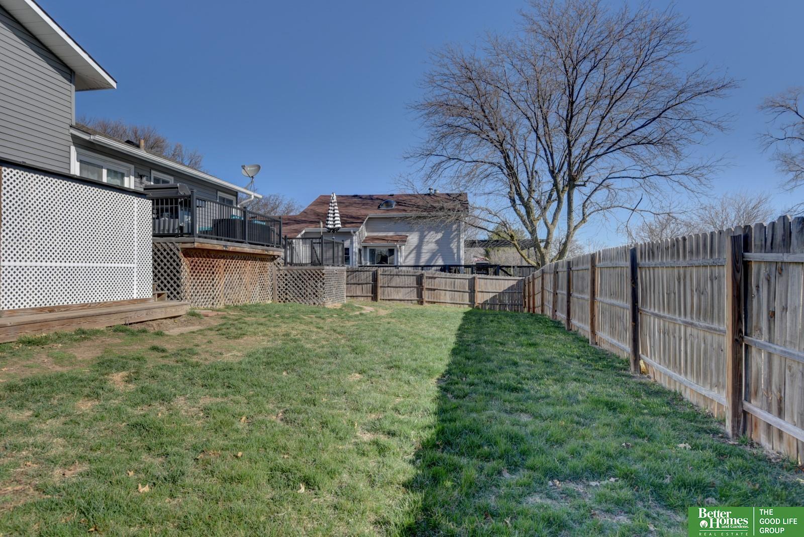 1205 N 145 Plaza