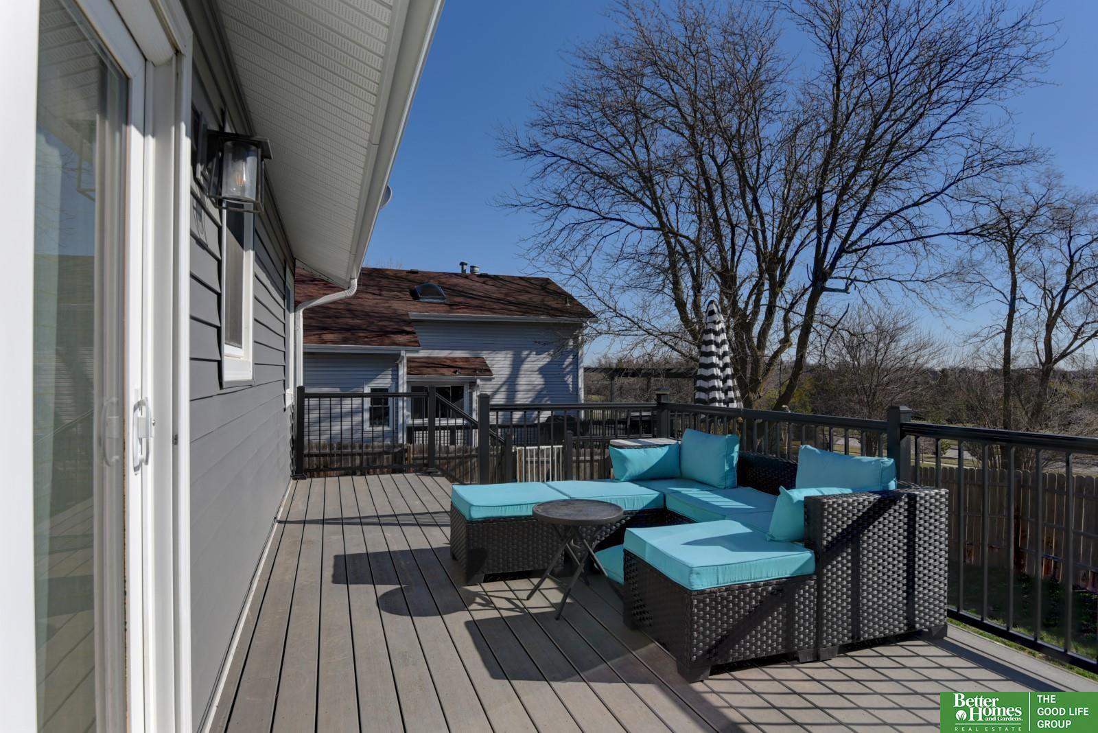 1205 N 145 Plaza