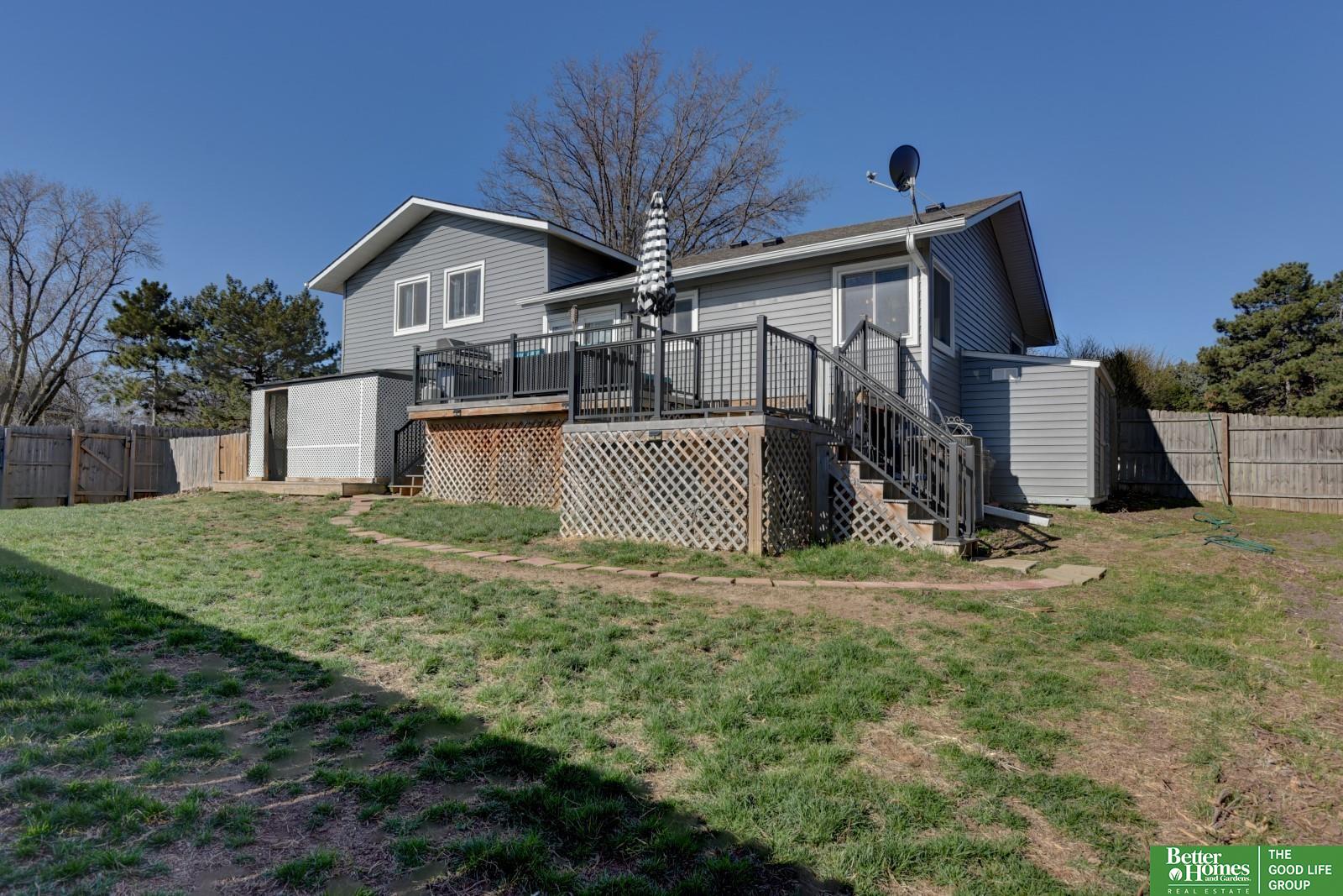 1205 N 145 Plaza