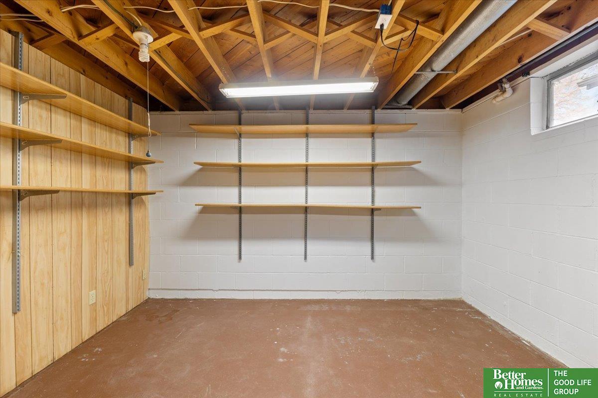 7110 Wood Lane Drive