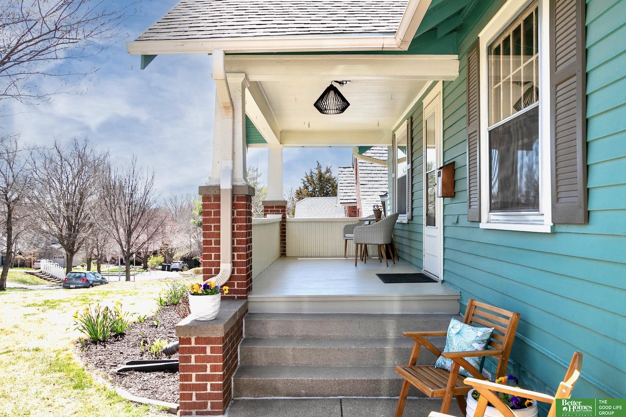 2016 N 50th Avenue