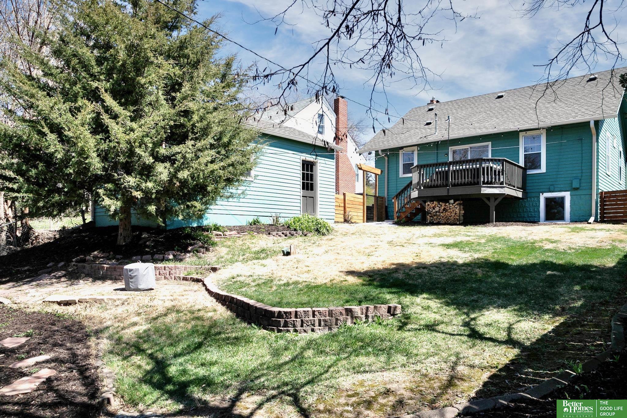 2016 N 50th Avenue