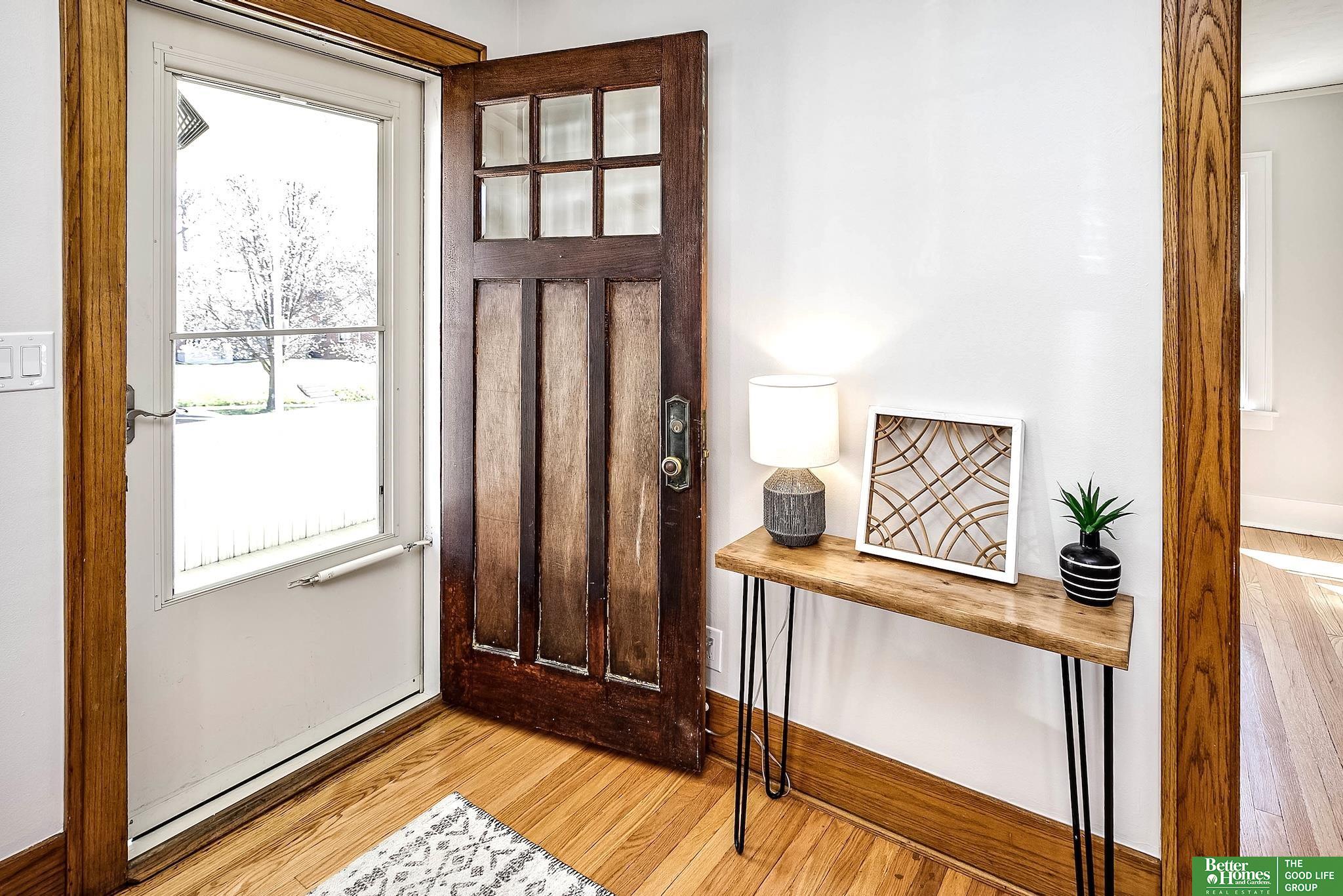 2016 N 50th Avenue
