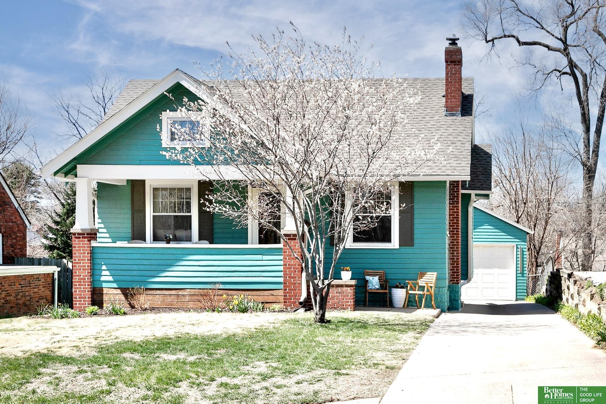 2016 N 50th Avenue