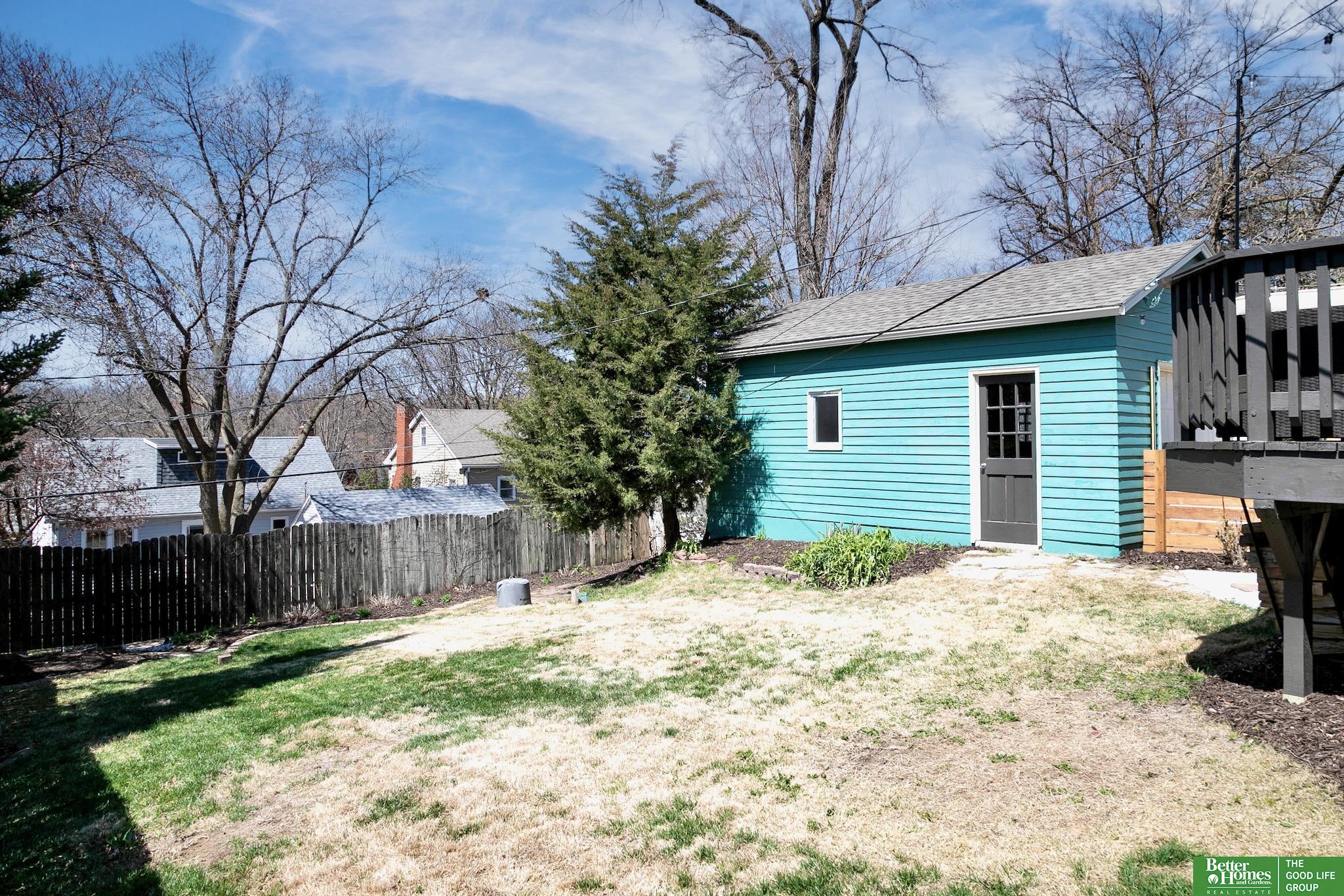 2016 N 50th Avenue