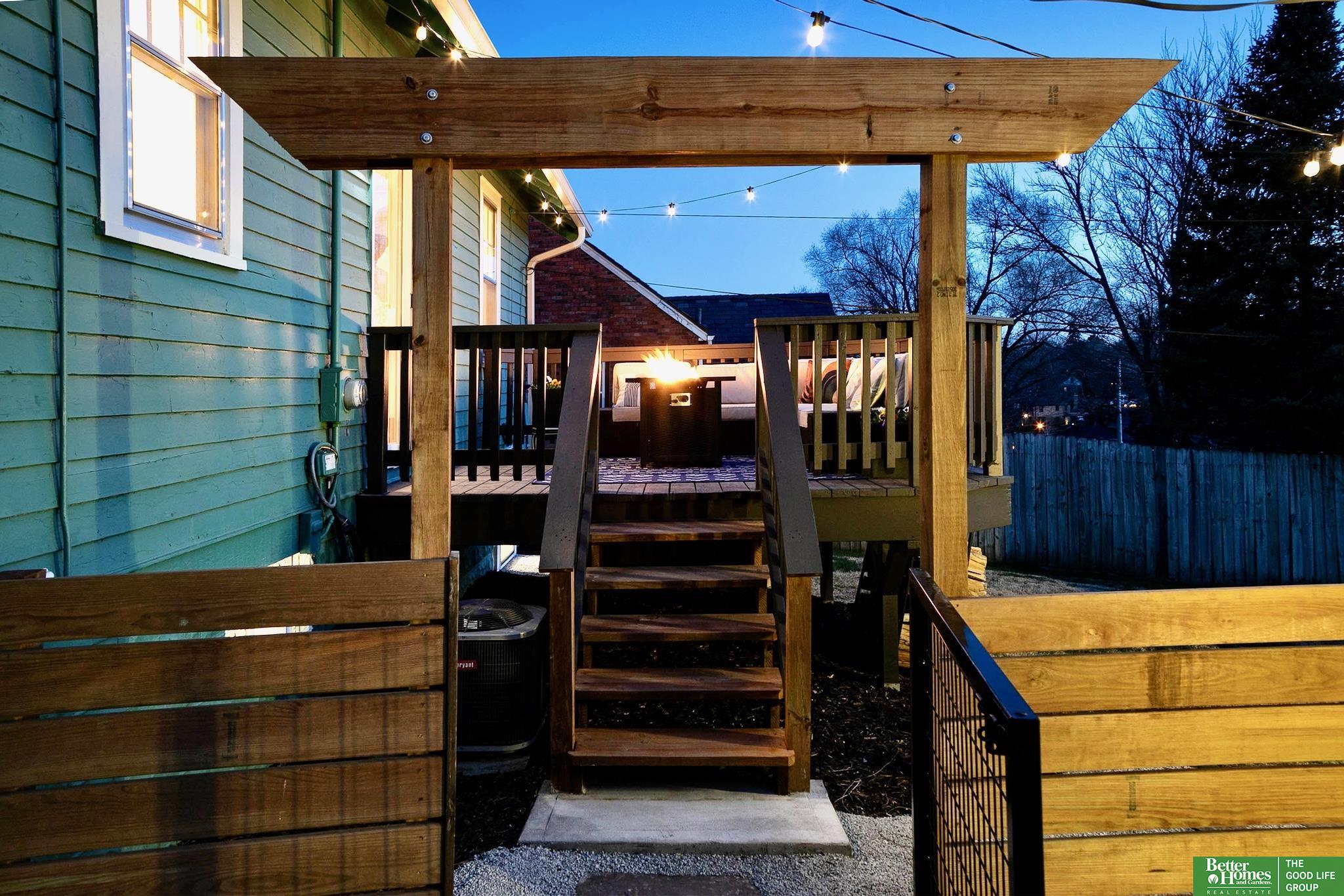 2016 N 50th Avenue