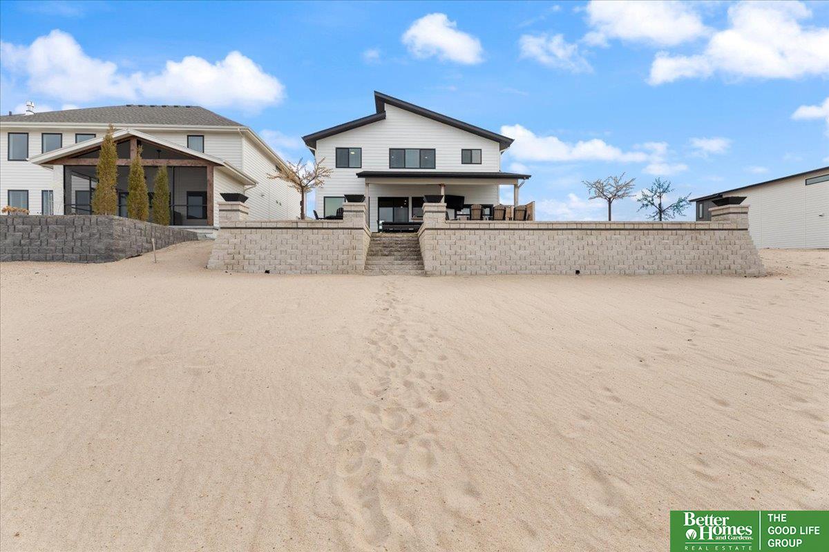 28610 Laurel Circle