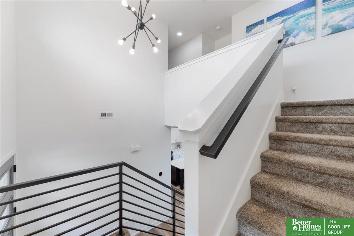28610 Laurel Circle