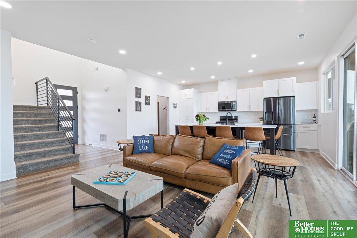 28610 Laurel Circle