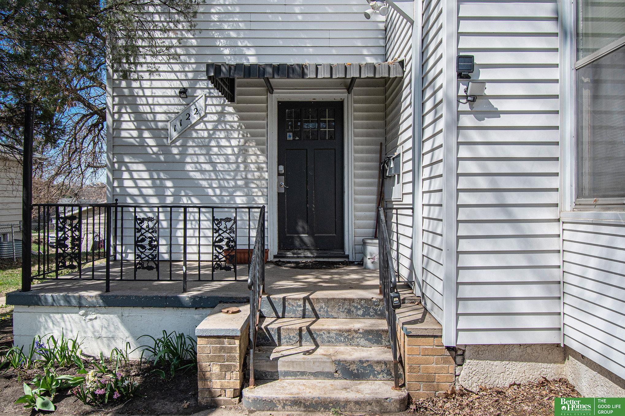 1122 S 32 Street