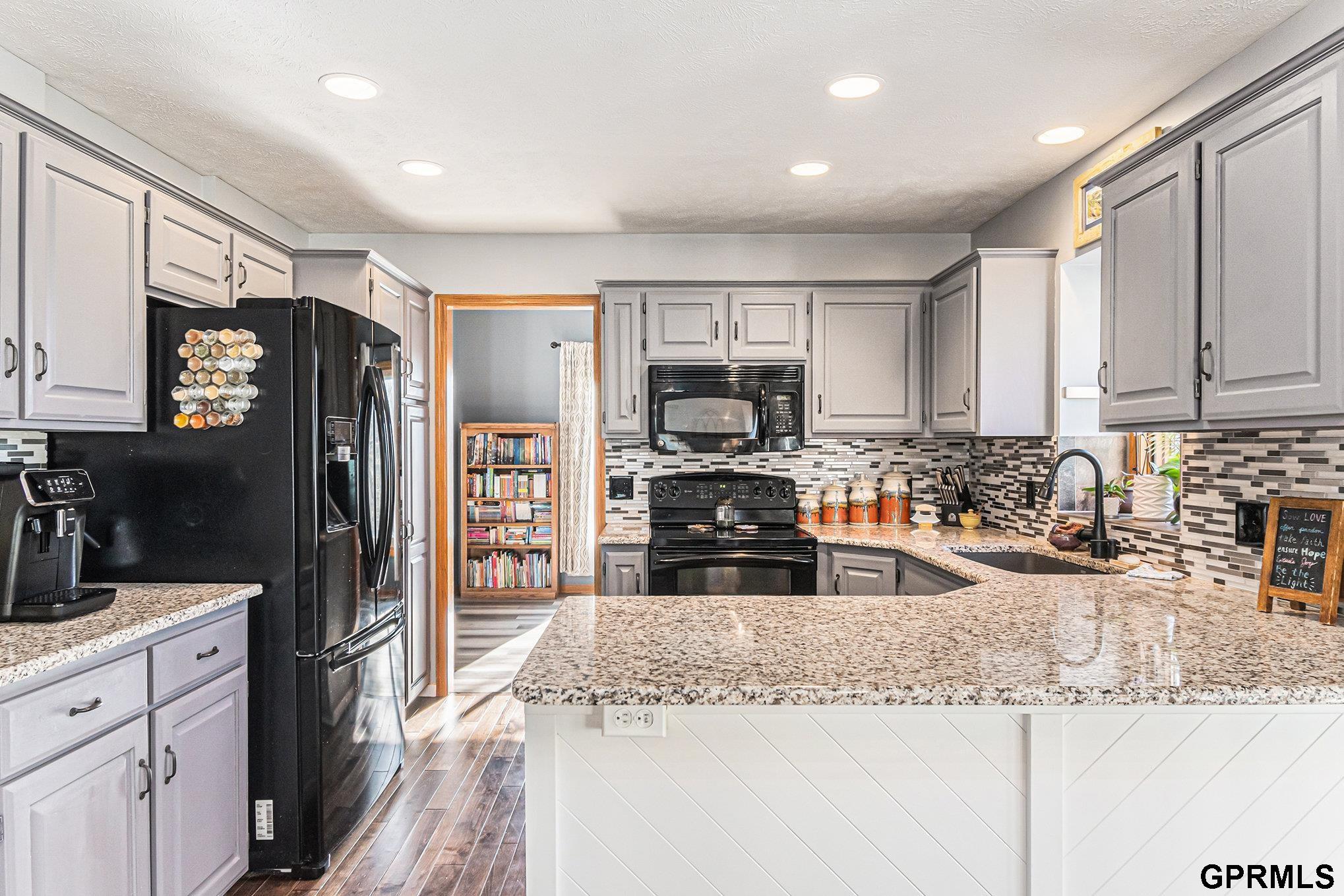 4605 Aspen Circle